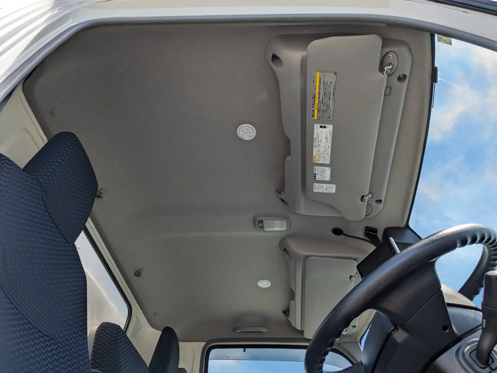 vehicle_image_20260623103330i8qqe3GGpH.webp