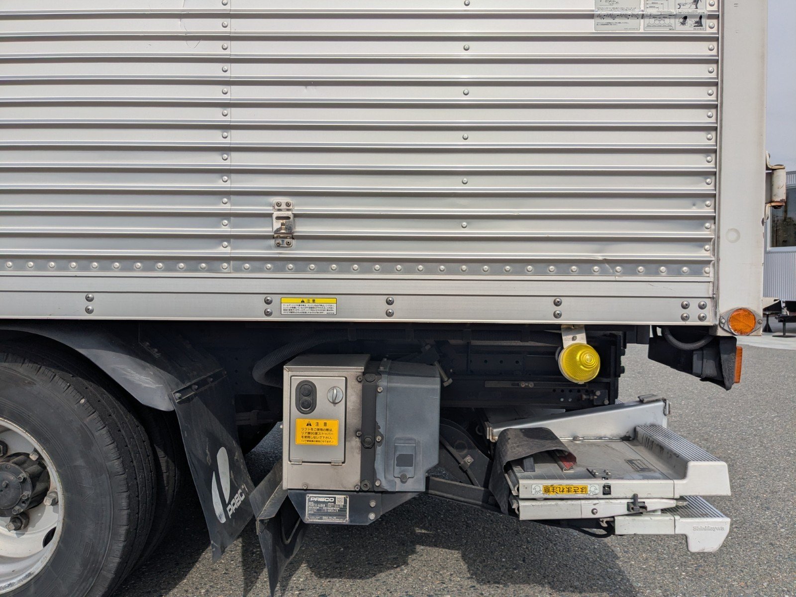 vehicle_image_20260501101752pJR3rYZRgm.jpg