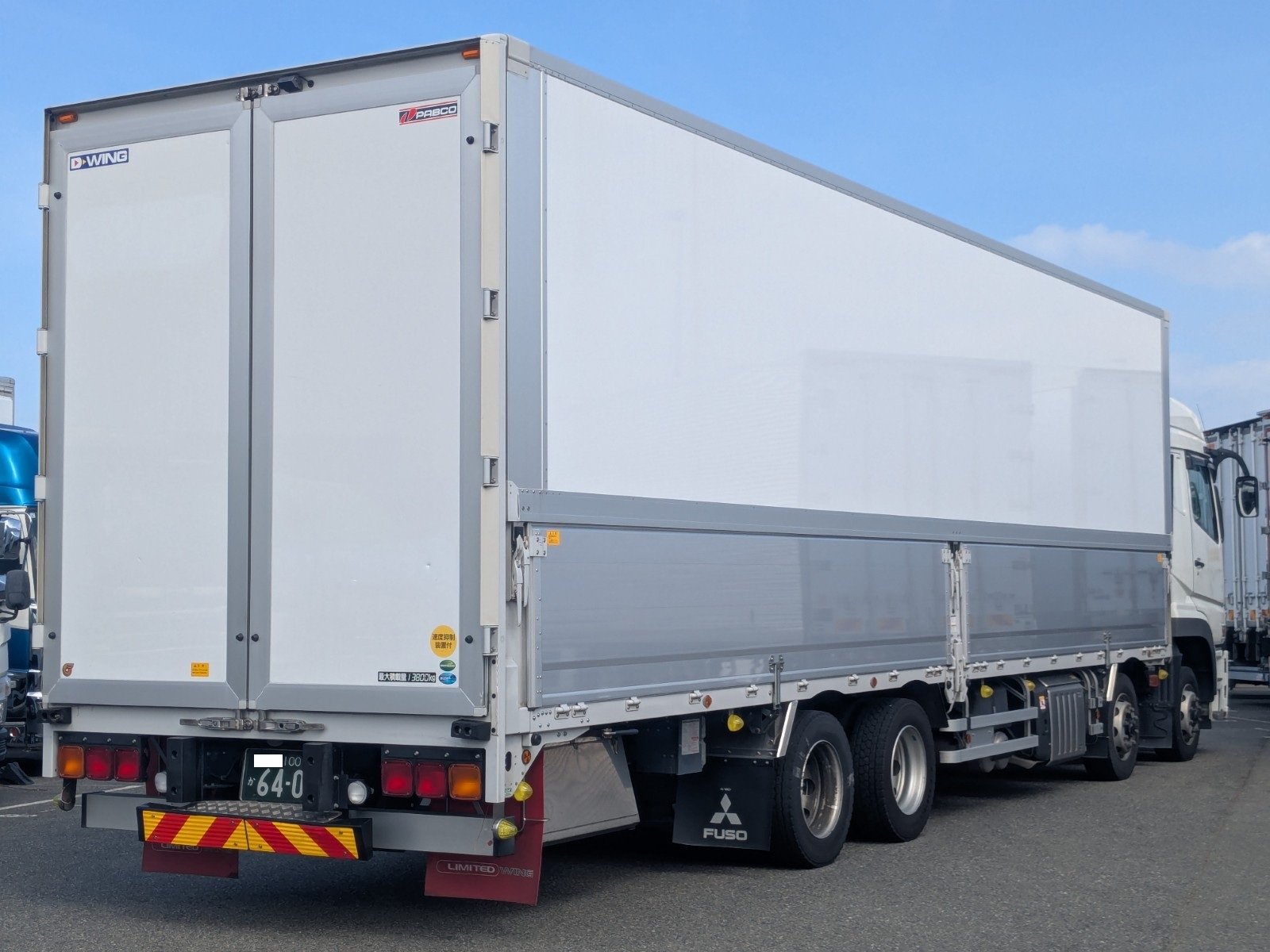 vehicle_image_20260507190242MpChcEorfu.jpg