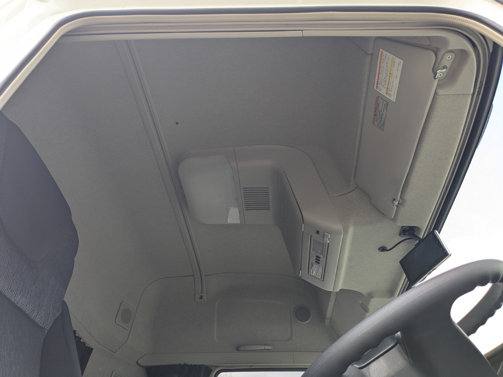 vehicle_image_20260508164415V2sVanSU9D.jpg