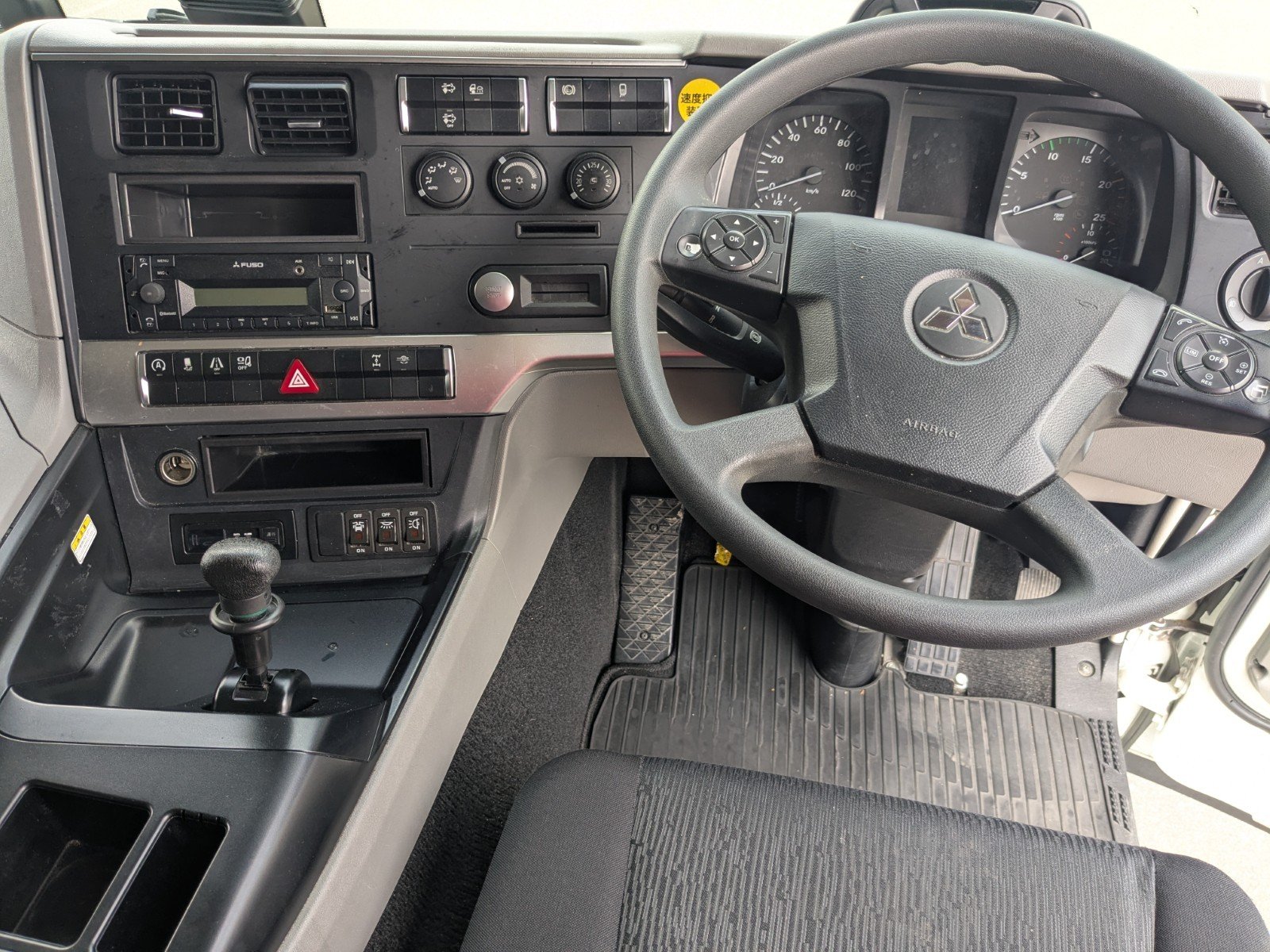 vehicle_image_20260508164415rJ12kqdW9f.jpg