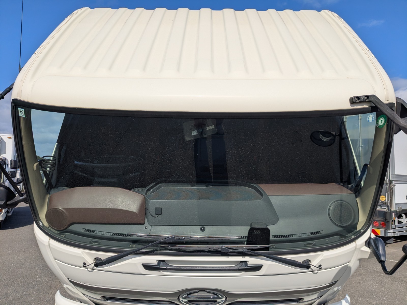 vehicle_image_20251215091337lIPFzqlHHa.jpg