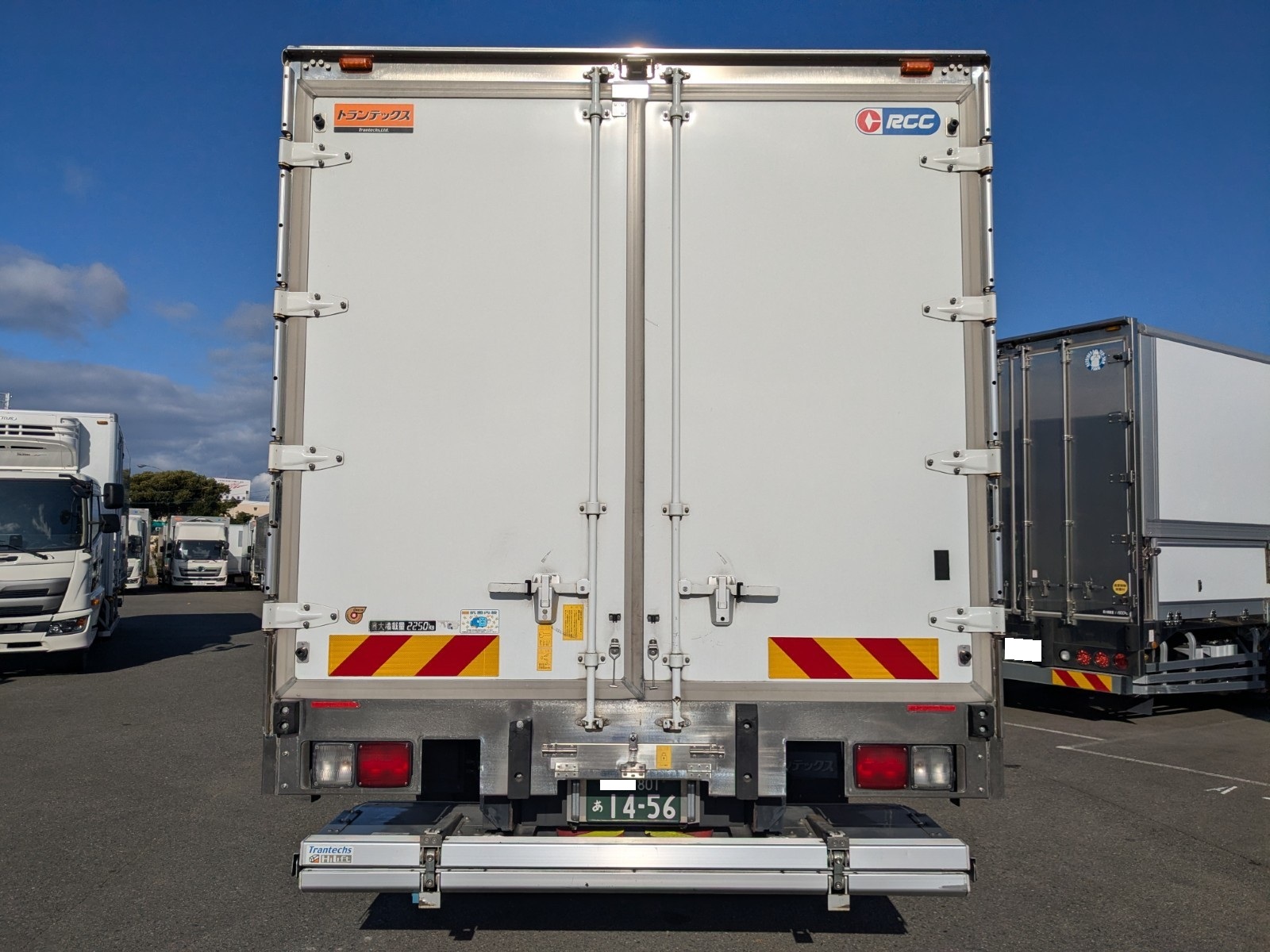 vehicle_image_20251215091338yzYNdt0NR5.jpg