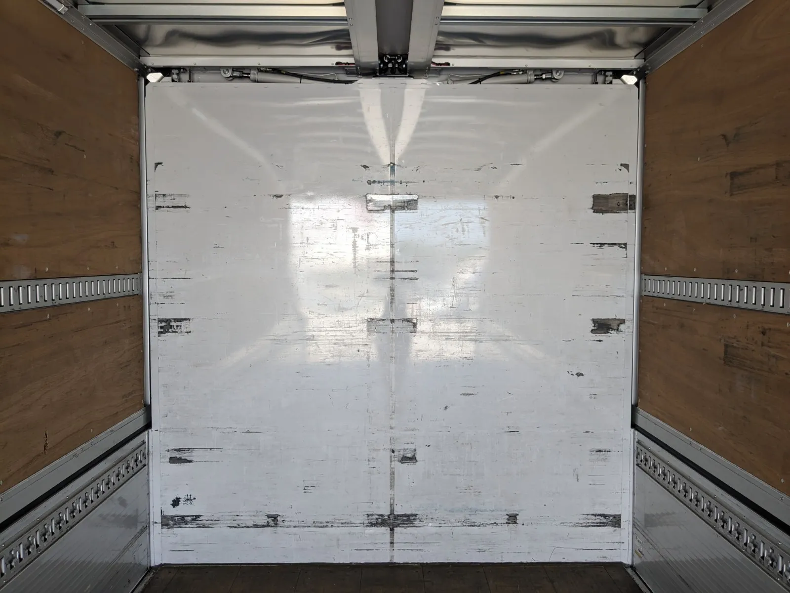 vehicle_image_20260619090820jZxhYN2Uld.webp
