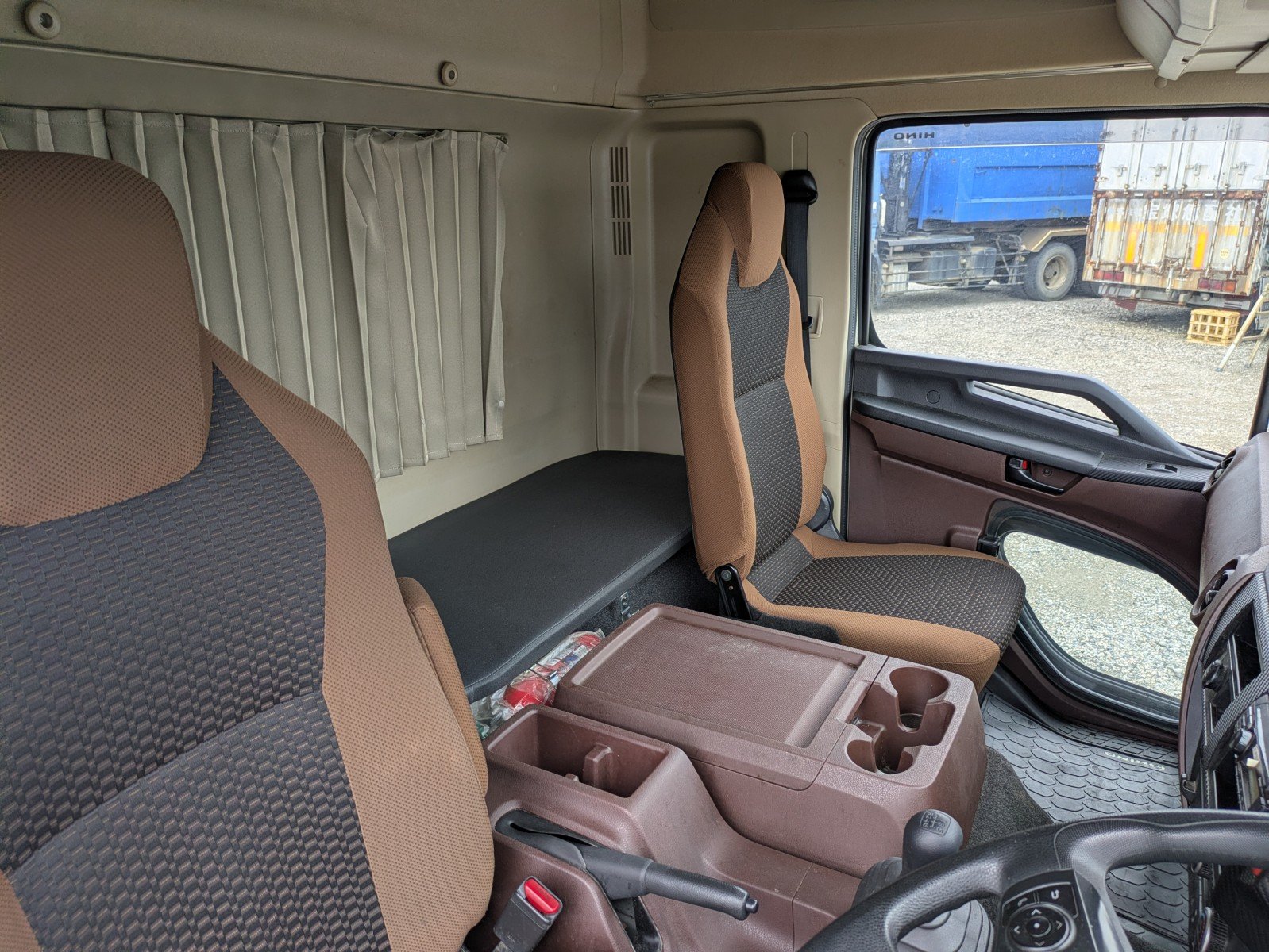 vehicle_image_20260610091335YvgT8UNnl0.jpg