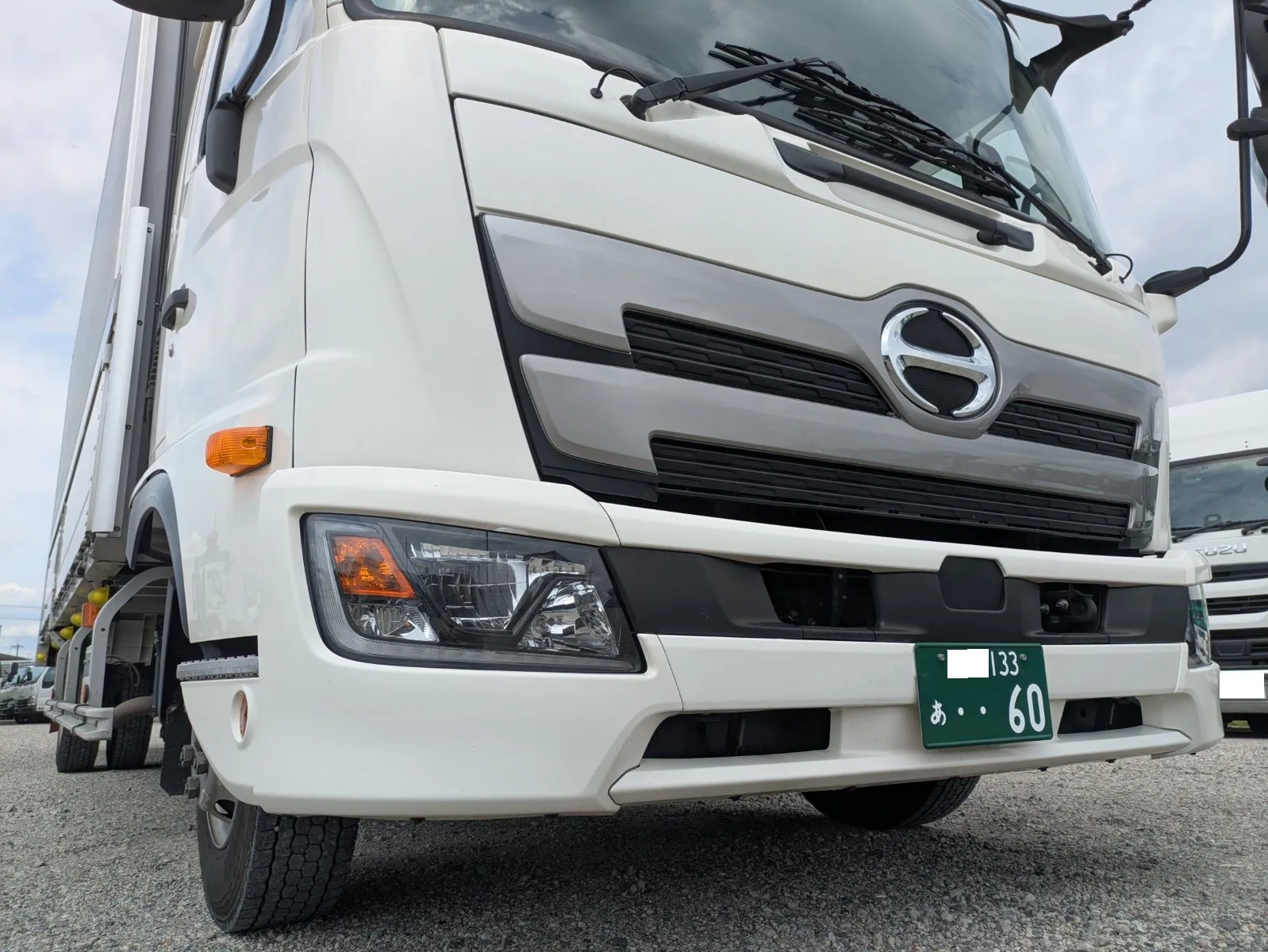 vehicle_image_20260623095601VyqpcrK5Rd.webp