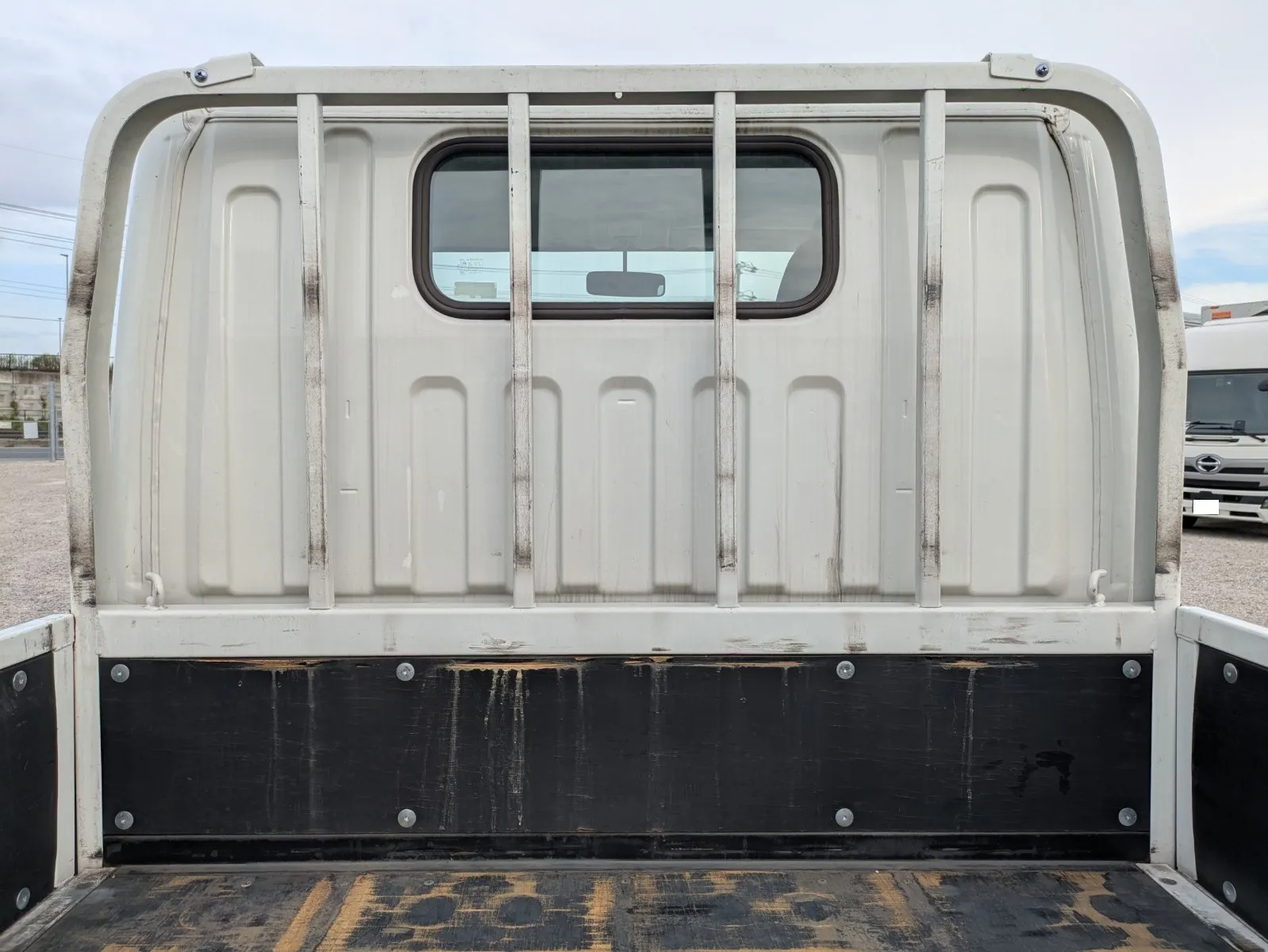 vehicle_image_20260810090200hNMsQMiDvp.webp
