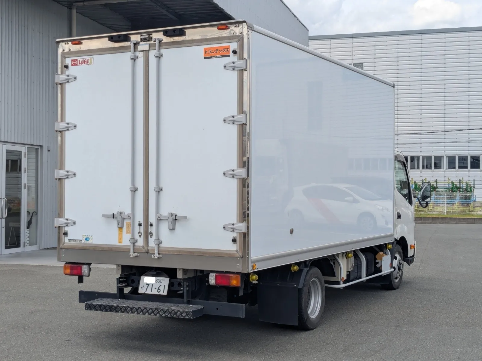 vehicle_image_202607301046280IBODTey5S.webp