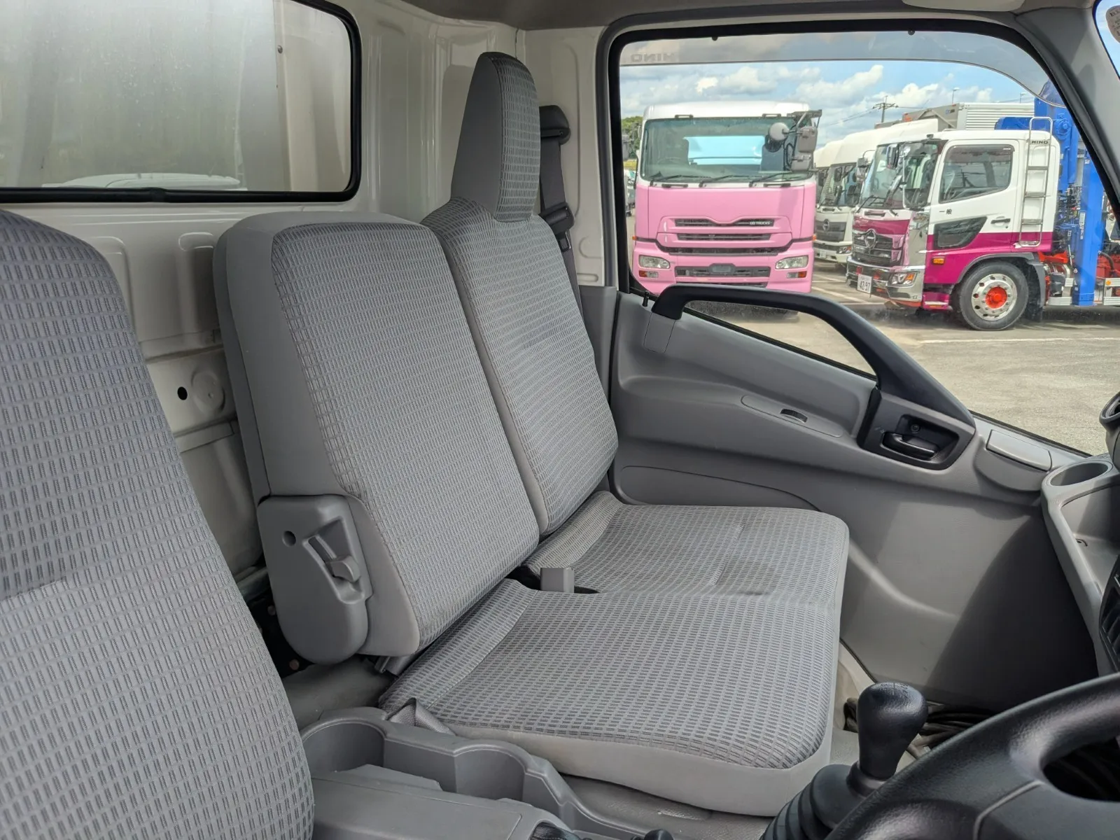 vehicle_image_202607301046383urfo5GsWU.webp