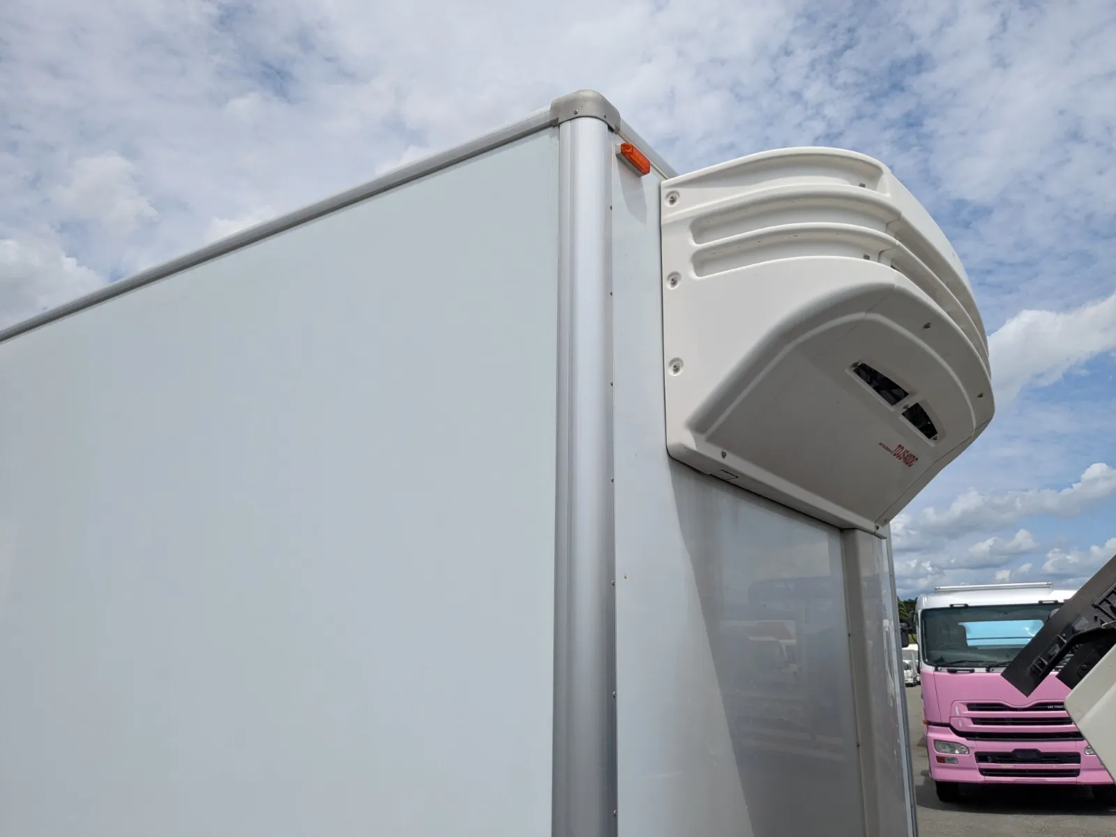 vehicle_image_20260730104641TdGx0HnIv9.webp