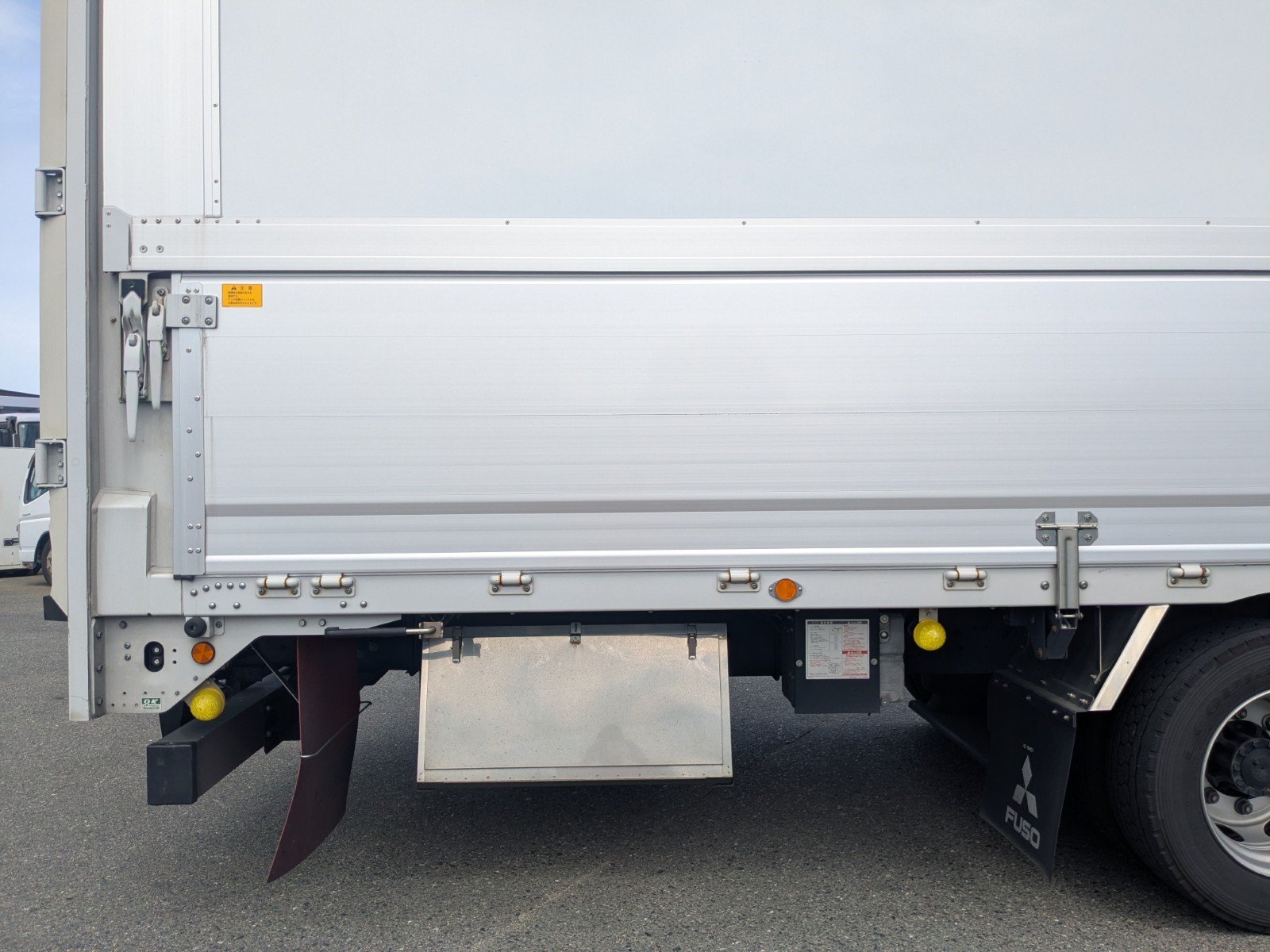 vehicle_image_20260529153406a9ieDHHwBE.jpg