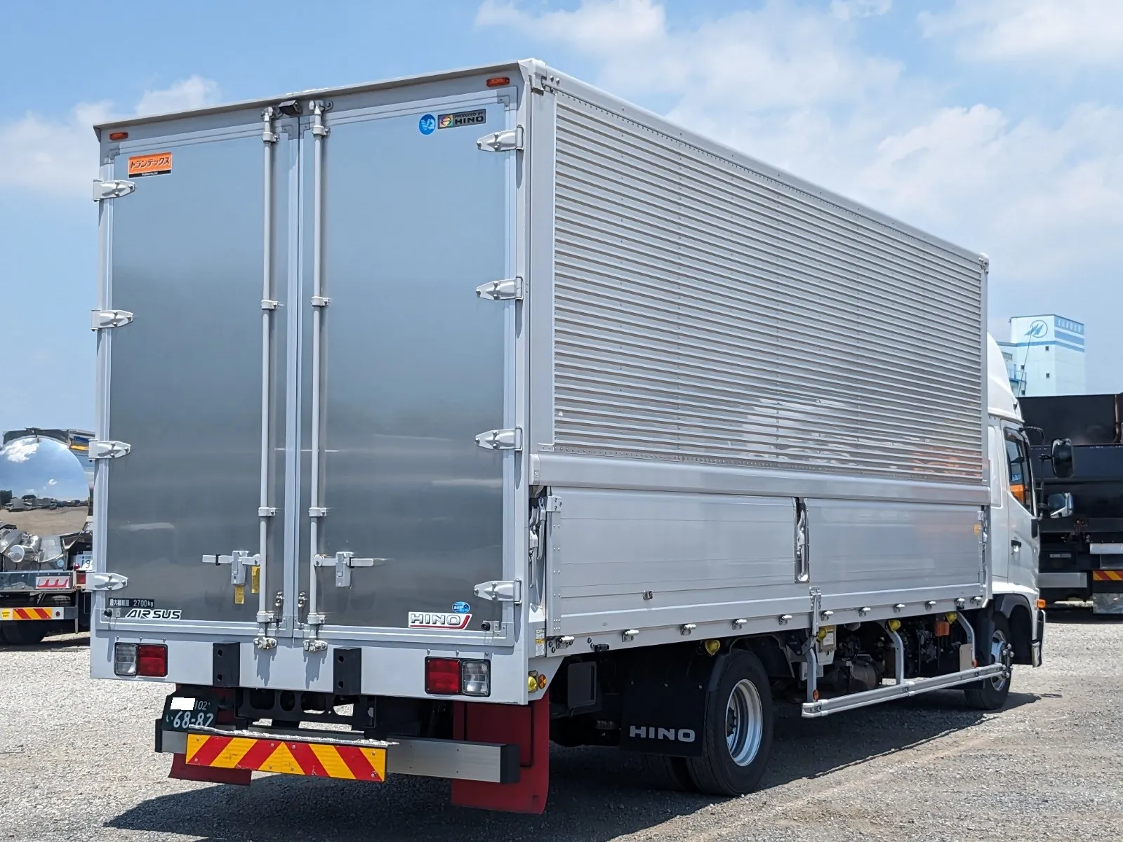 vehicle_image_20260727093642KUXdG3bxCl.webp