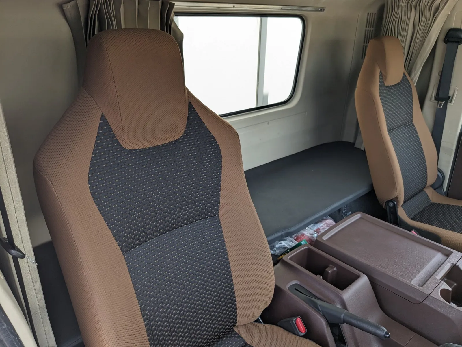 vehicle_image_20260727093654JPTxe7NPbK.webp