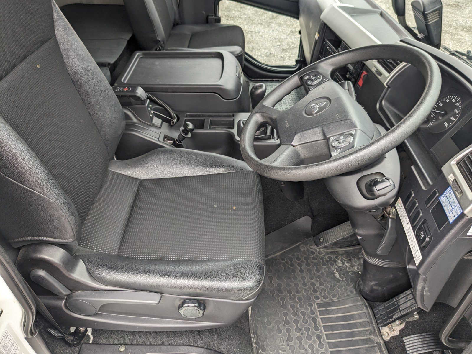 vehicle_image_20260612112103b4e5H14qwo.jpg
