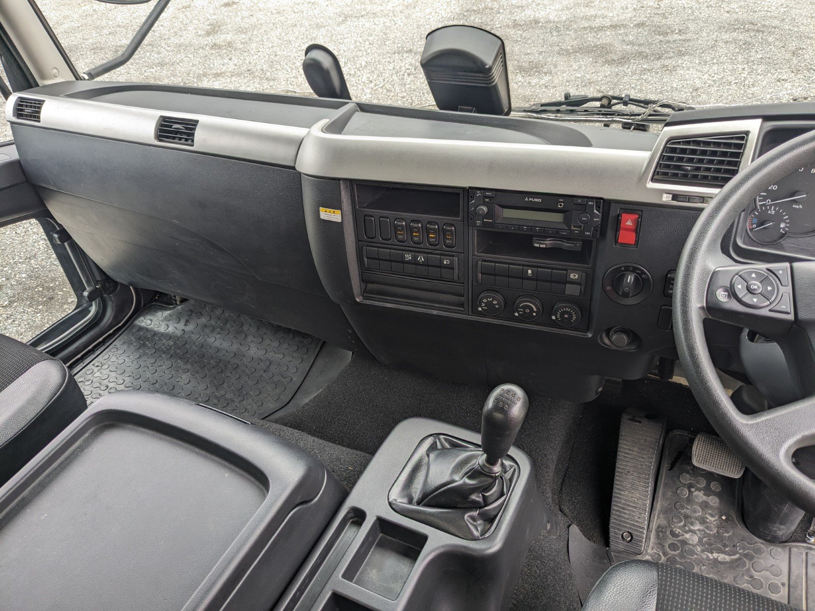vehicle_image_20260612112103j7bFxe7M8j.jpg