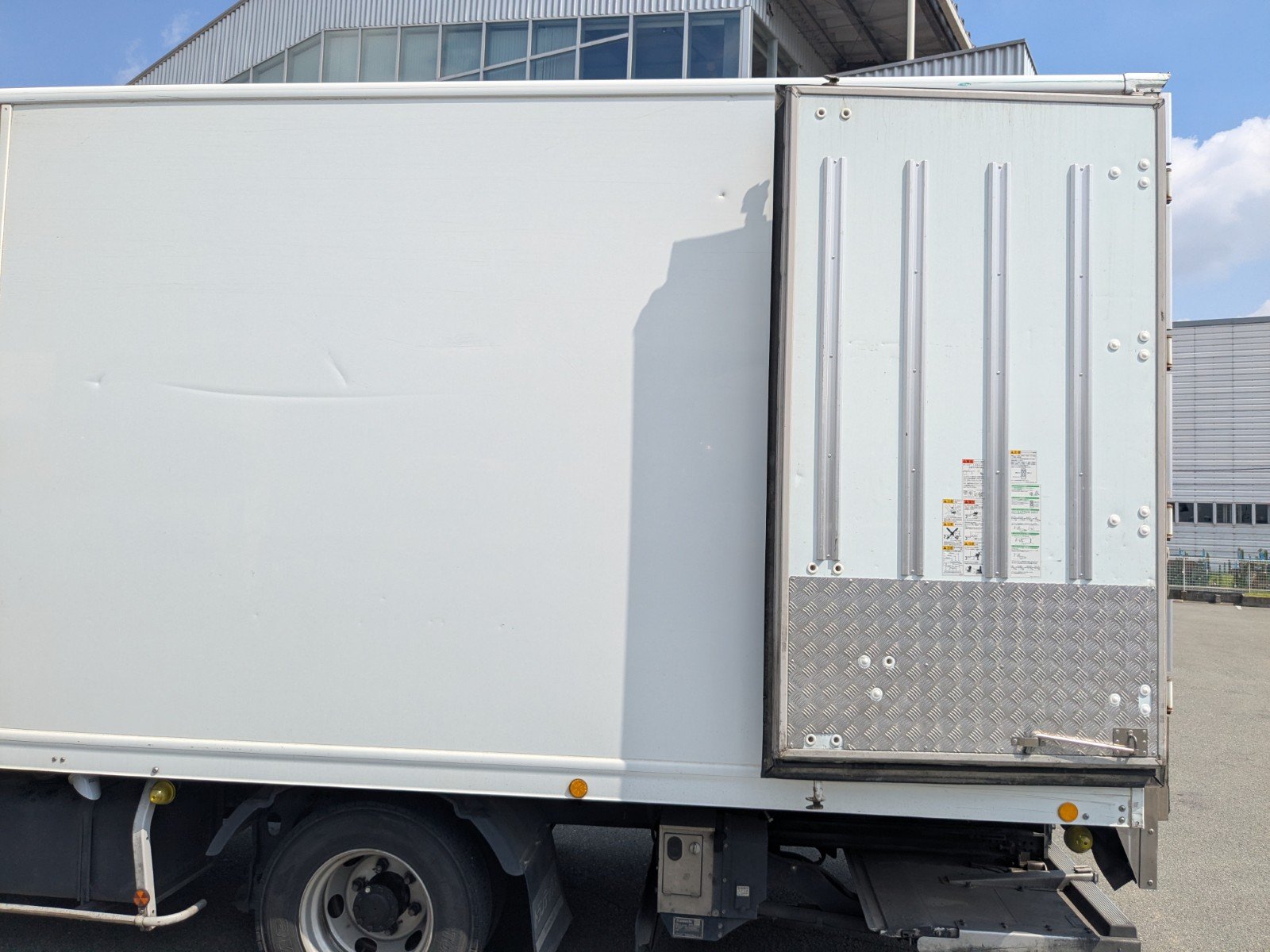 vehicle_image_202606011023569LH3MnWbe6.jpg