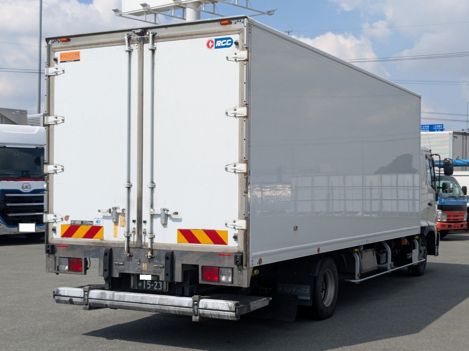 vehicle_image_20260601102356oK6vllNao7.jpg