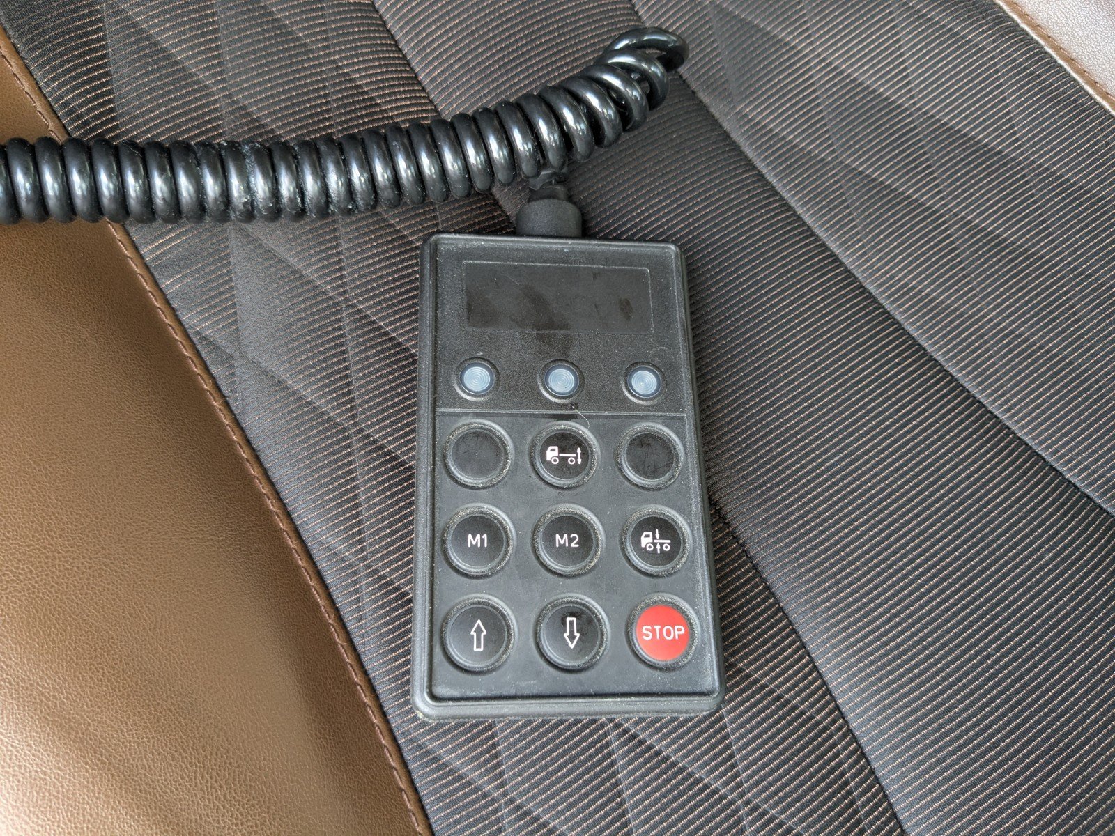 vehicle_image_20260527135036coU71vK76J.jpg
