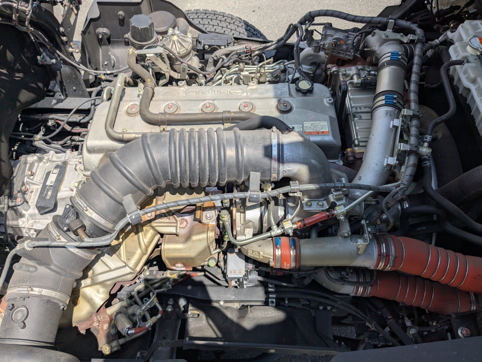 vehicle_image_20260527135036ylKZoSPhY1.jpg