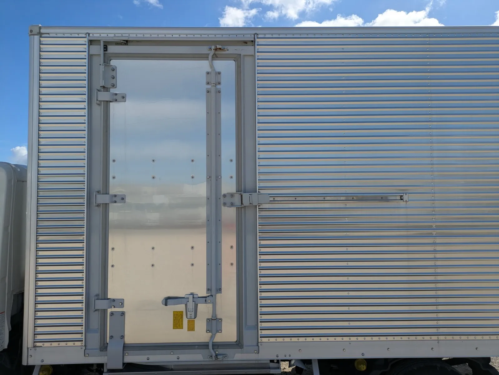 vehicle_image_20260807092256We8l5vbJjZ.webp