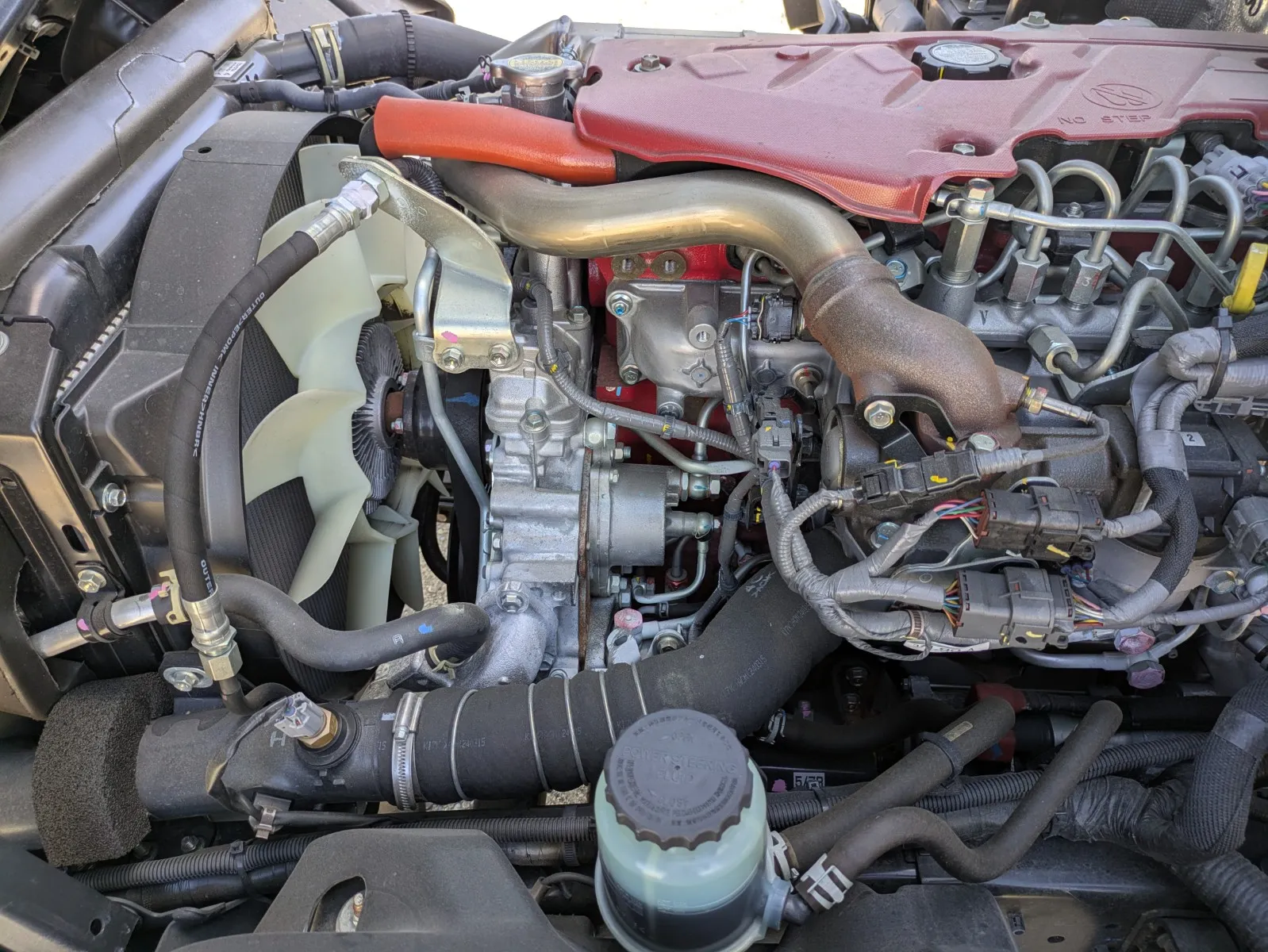 vehicle_image_20260807092302SxNmLEUmNz.webp