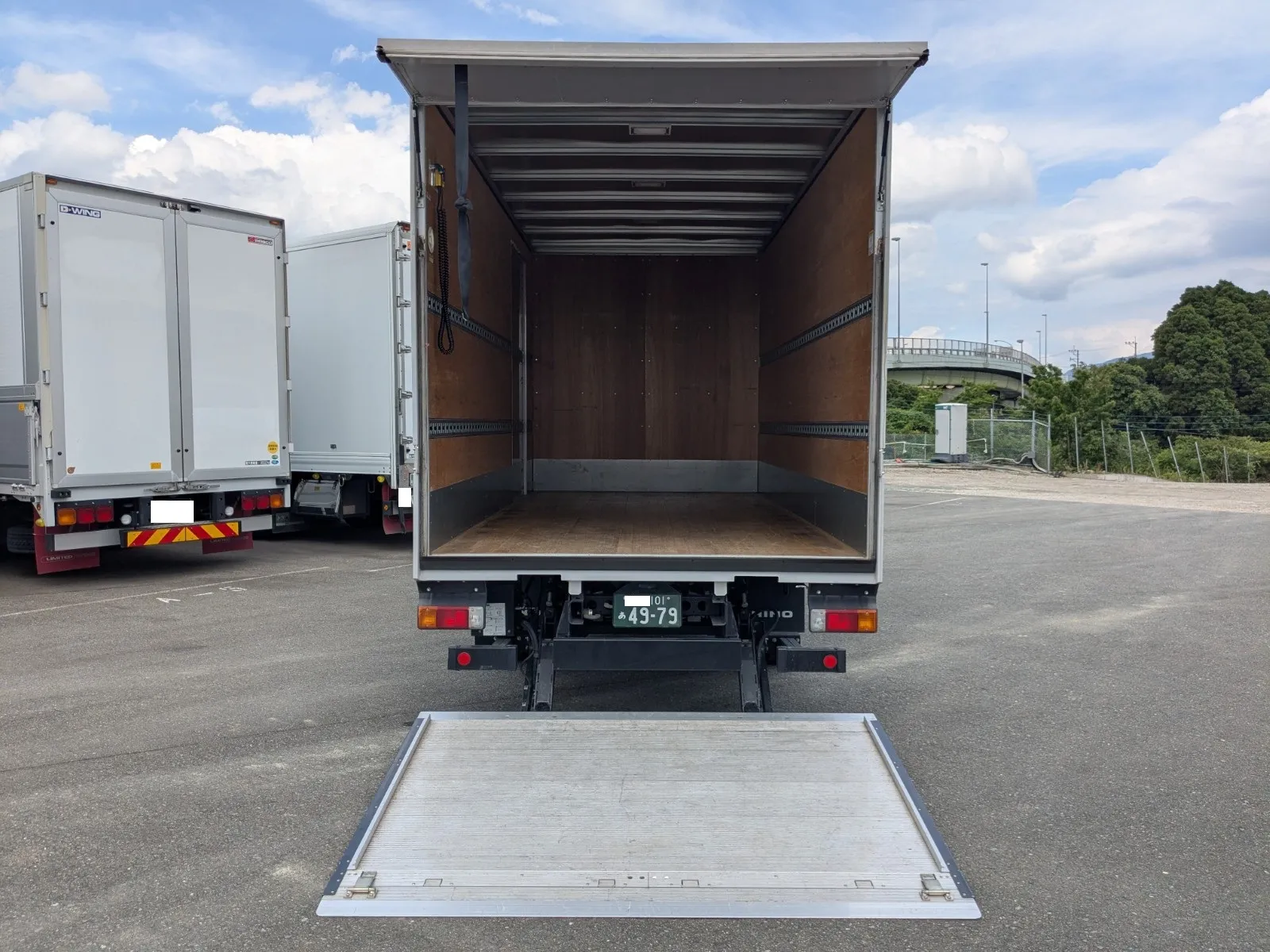 vehicle_image_20260708151417DxzlfZVWo9.webp