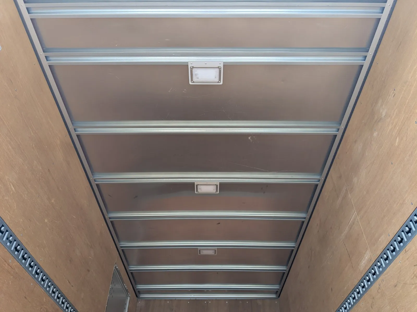 vehicle_image_202607081514202IBNnfv8zv.webp