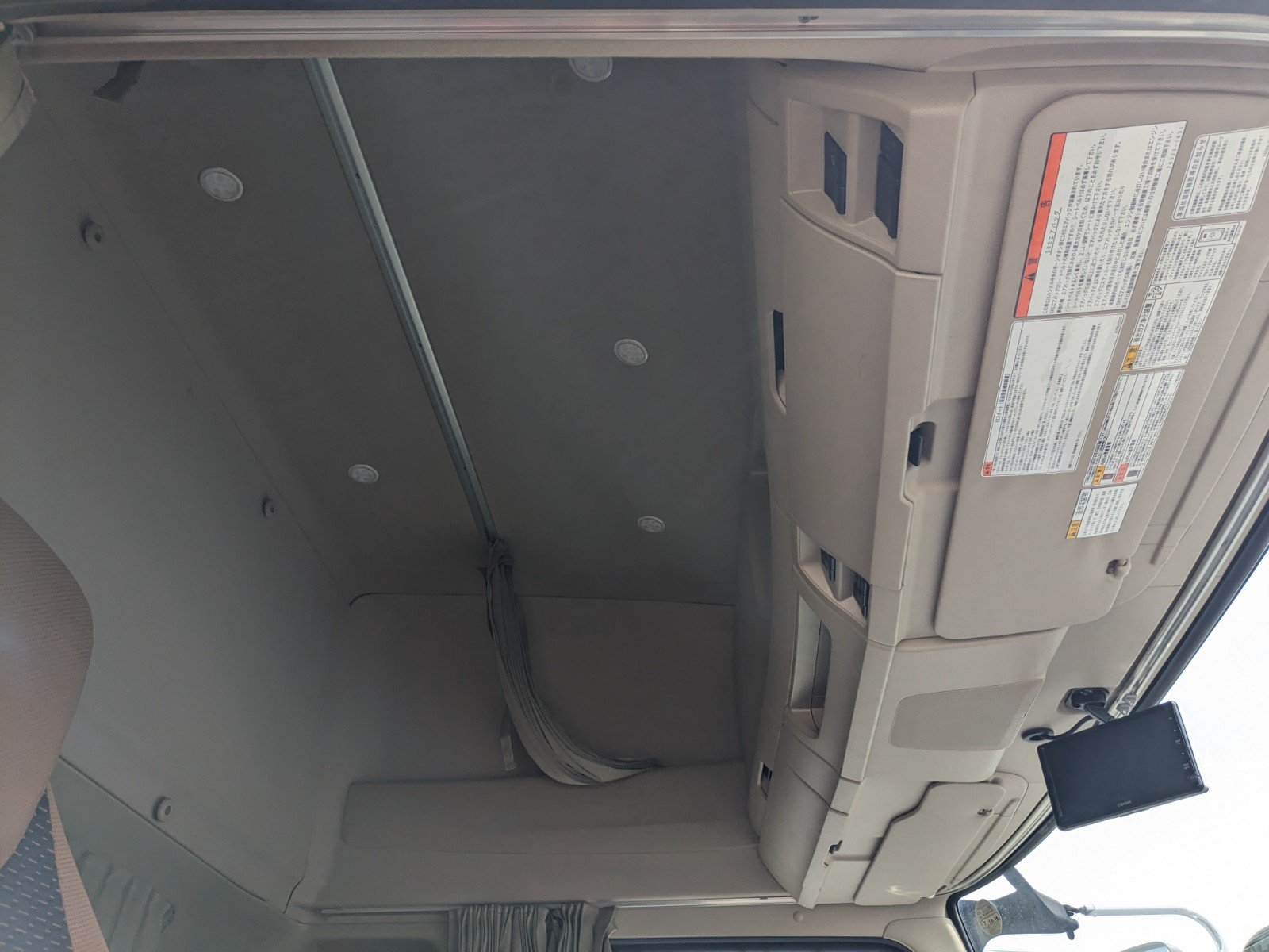 vehicle_image_202604160915226SdT0YcuTh.jpg