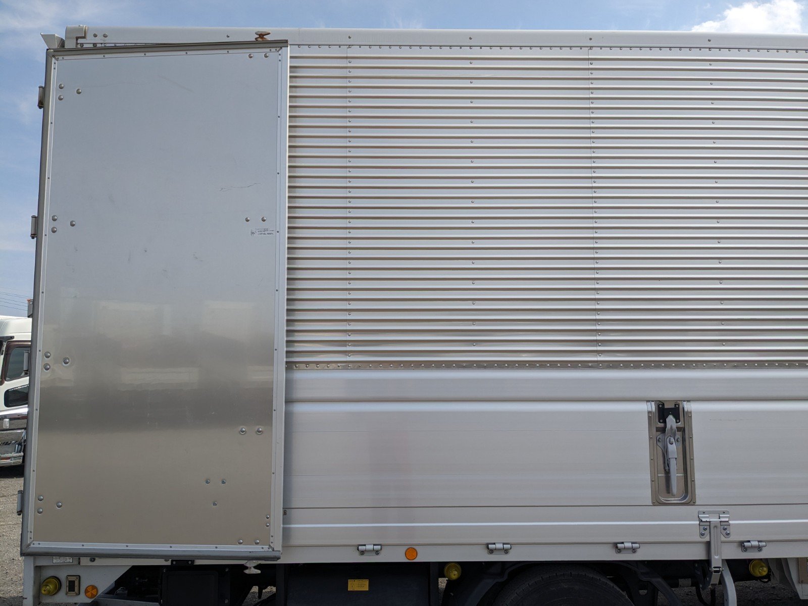 vehicle_image_20260416091522gU4LuK3DiF.jpg