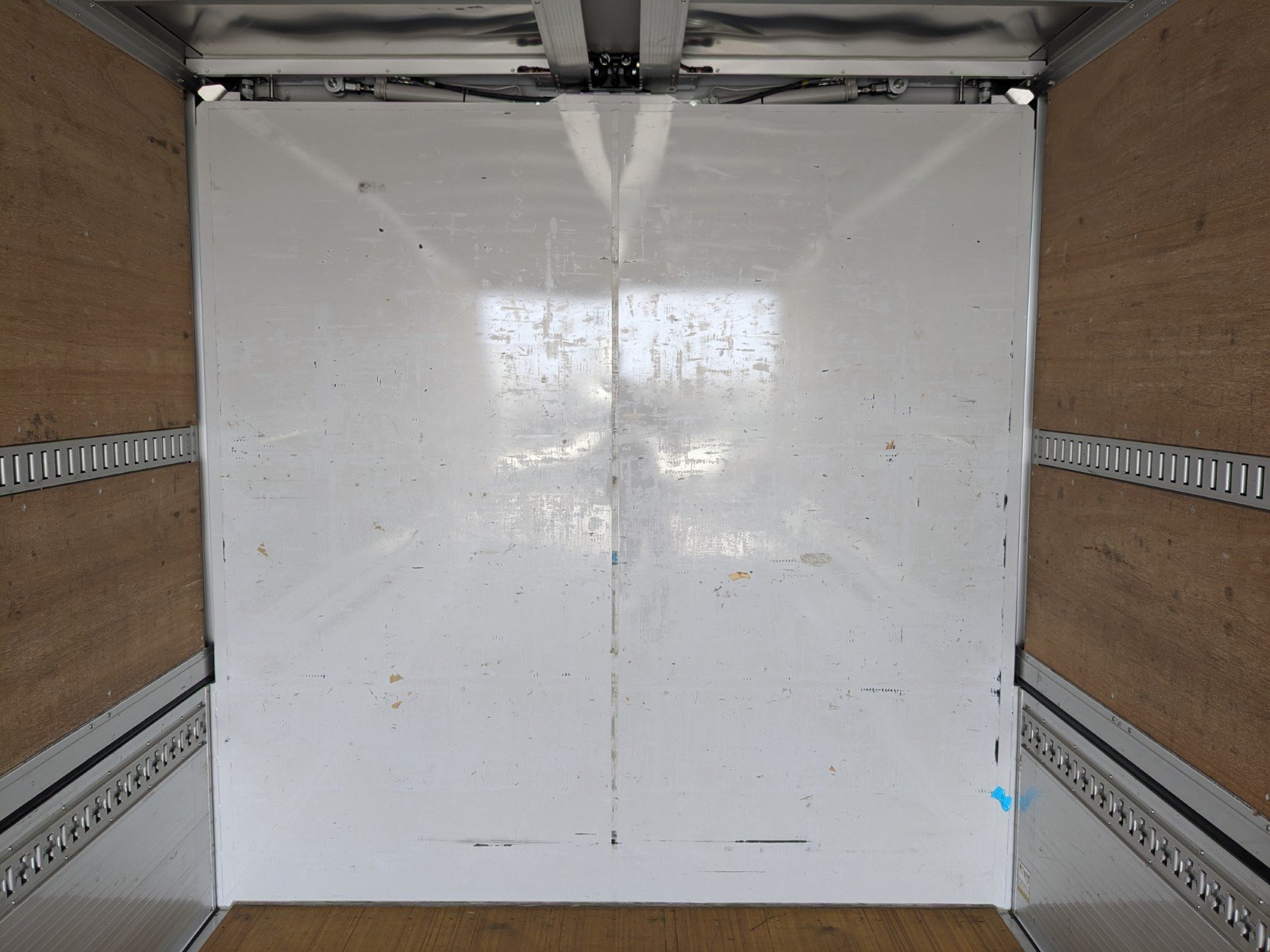 vehicle_image_20260416091522mRPYg0haqc.jpg