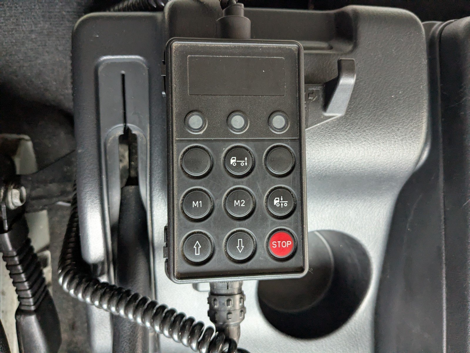 vehicle_image_202603101911521E4DYqsZsZ.jpg