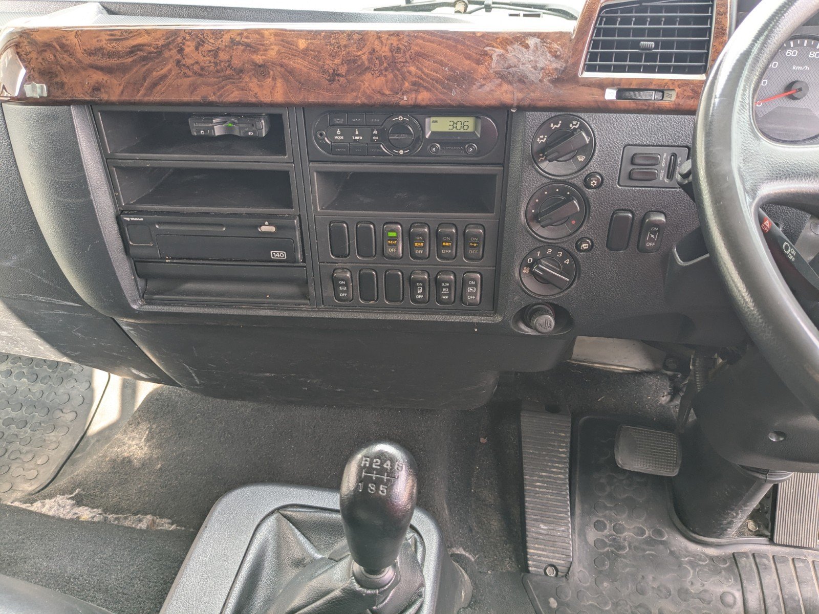 vehicle_image_20260310191152G30bRgbzdb.jpg