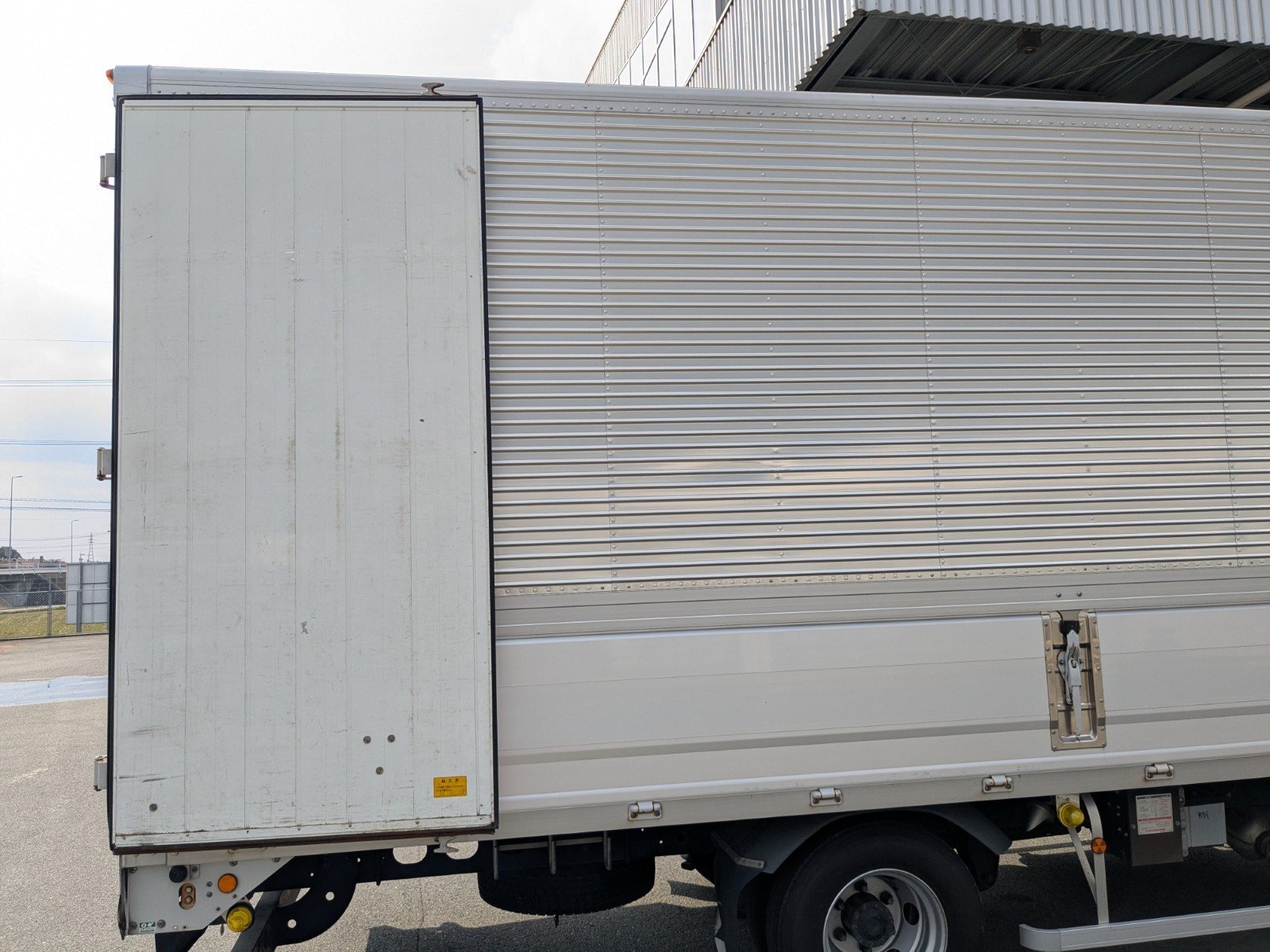 vehicle_image_20260310191152mYjDLM8JRy.jpg
