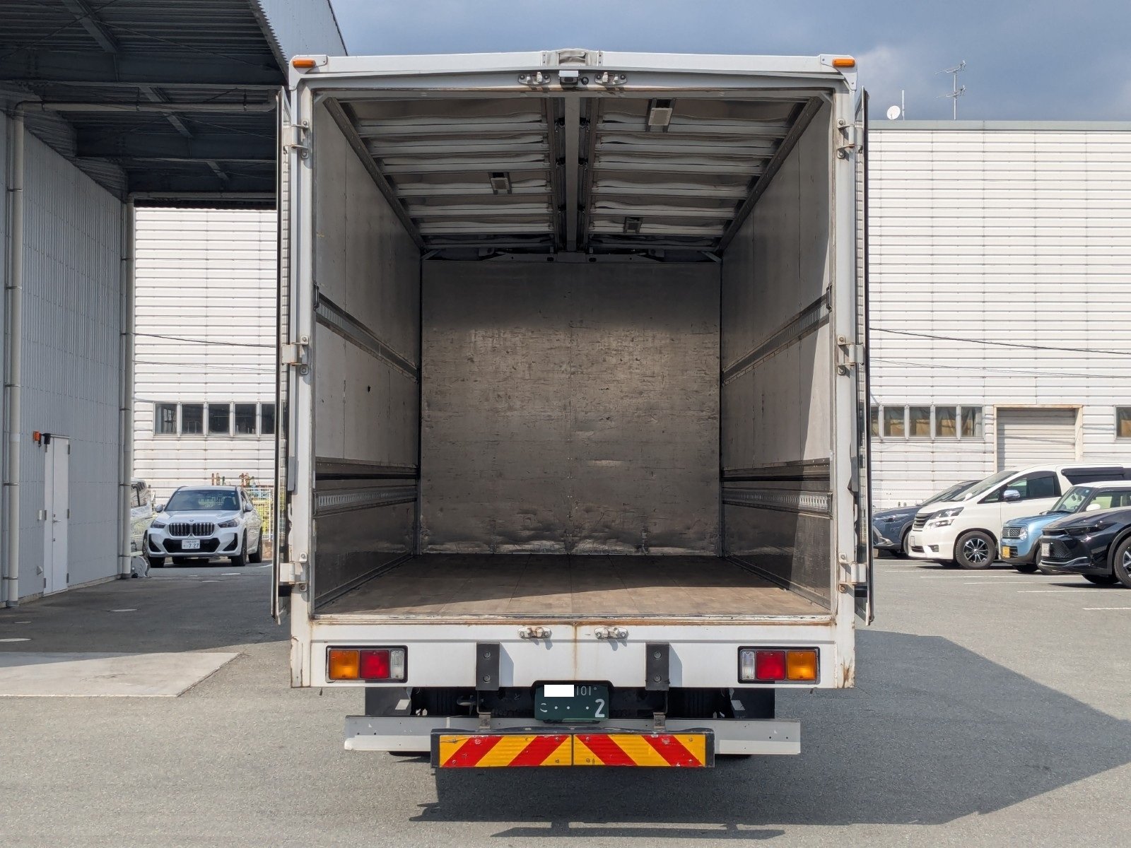vehicle_image_20260310191152v1cMHvLuUF.jpg