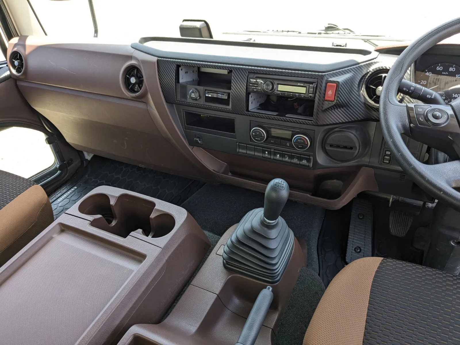 vehicle_image_20260619095522RoK2sKbesB.webp