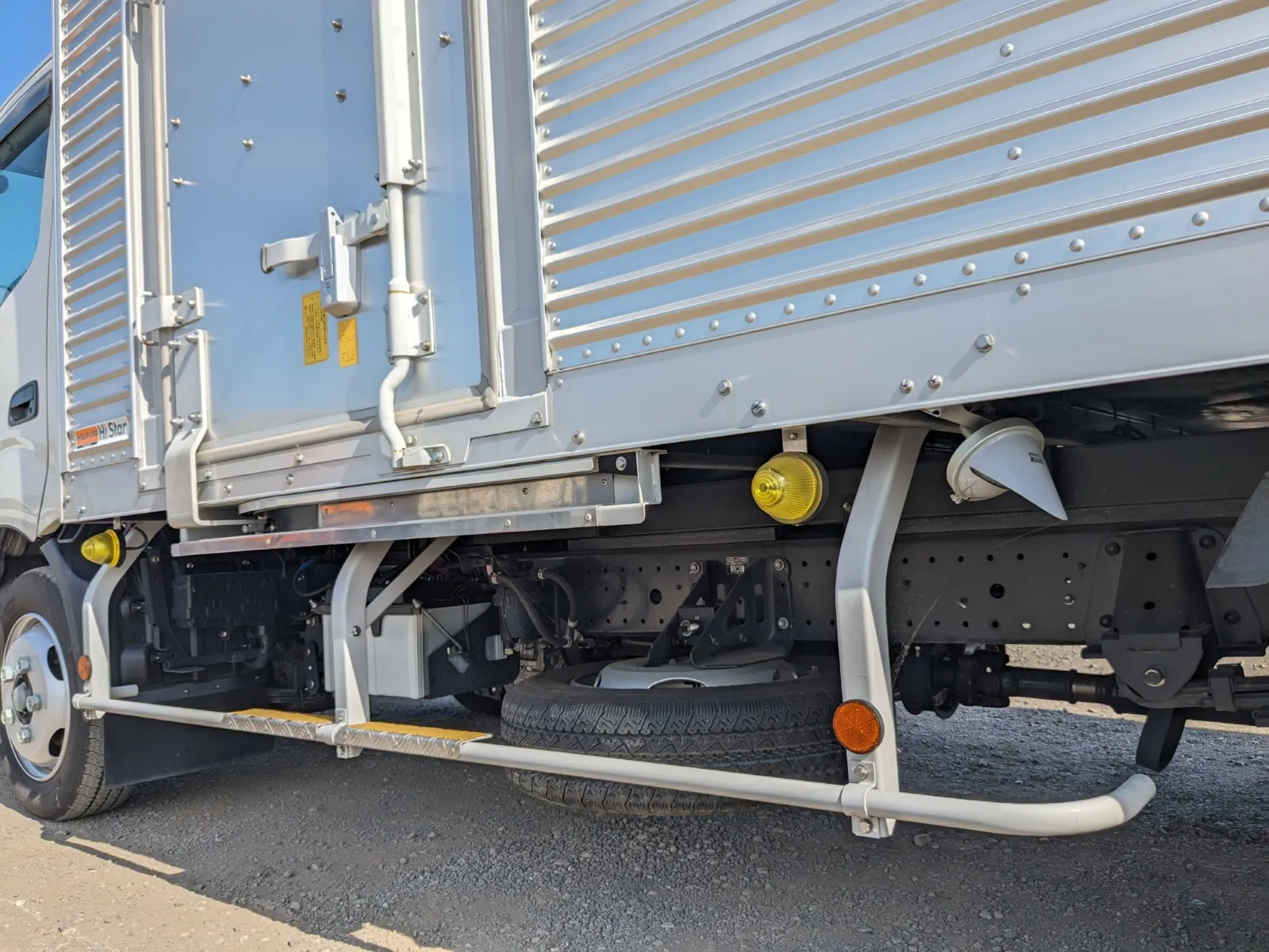 vehicle_image_20260810095421PkR7y7Bi1U.webp