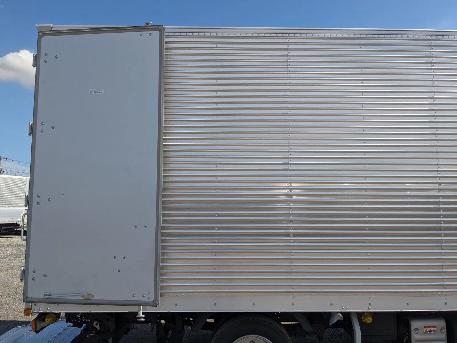 vehicle_image_20260810095422PI0ws9ircA.webp