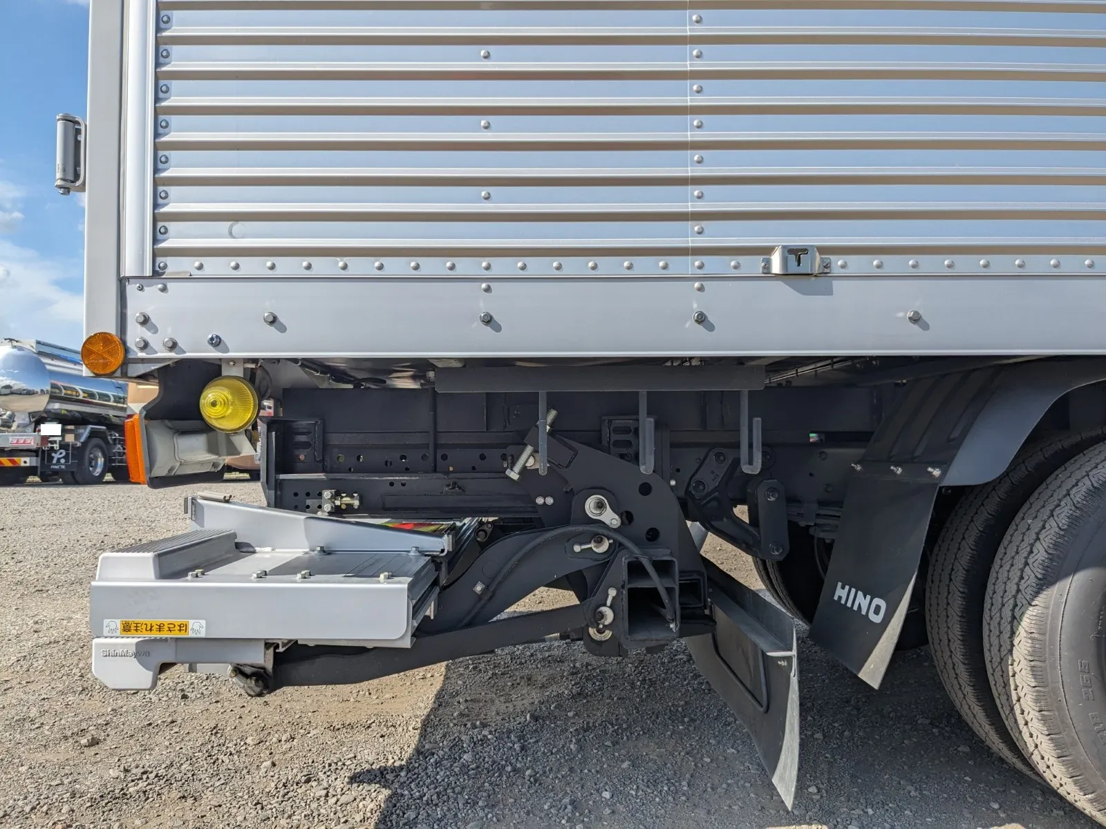 vehicle_image_202608100954239FlWhGVeCq.webp