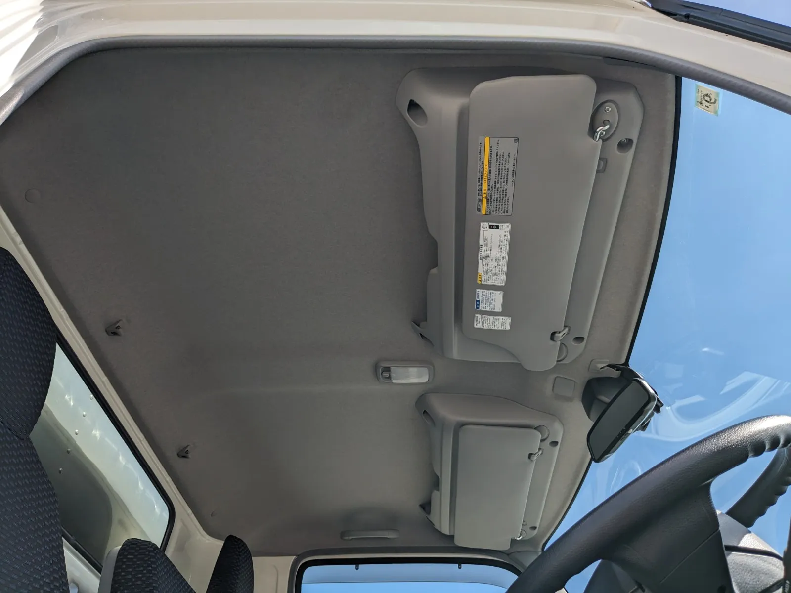 vehicle_image_202608100954240Q9JWwYjmW.webp