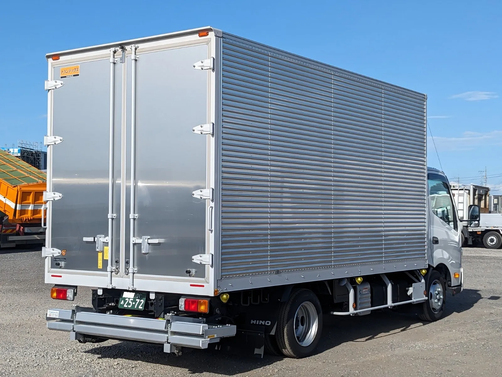 vehicle_image_202608100943235kkJ9sRxgj.webp