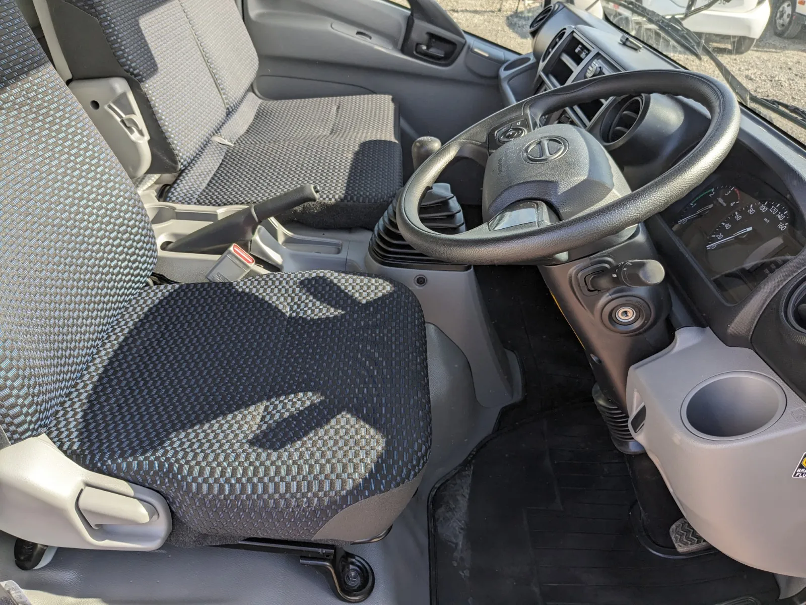 vehicle_image_20260810094337ASvDsGOibl.webp
