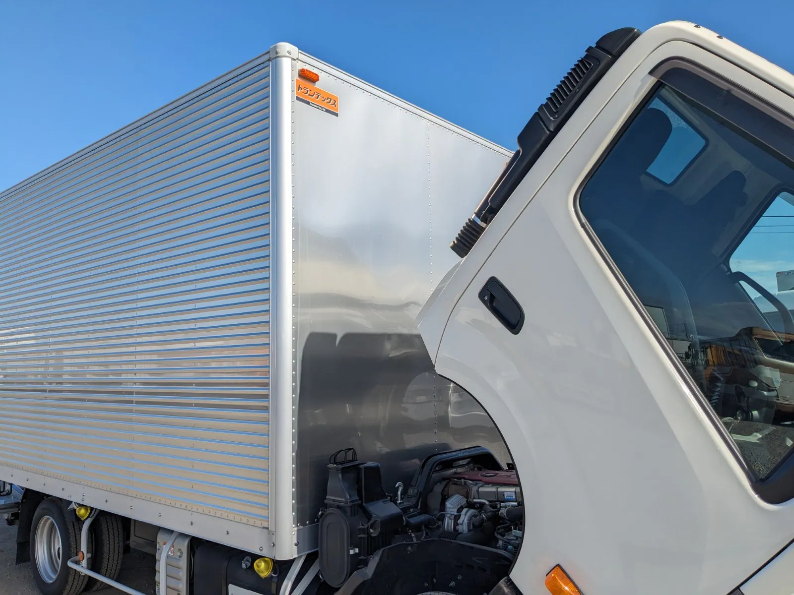 vehicle_image_20260810094341pY0gn7apEE.webp