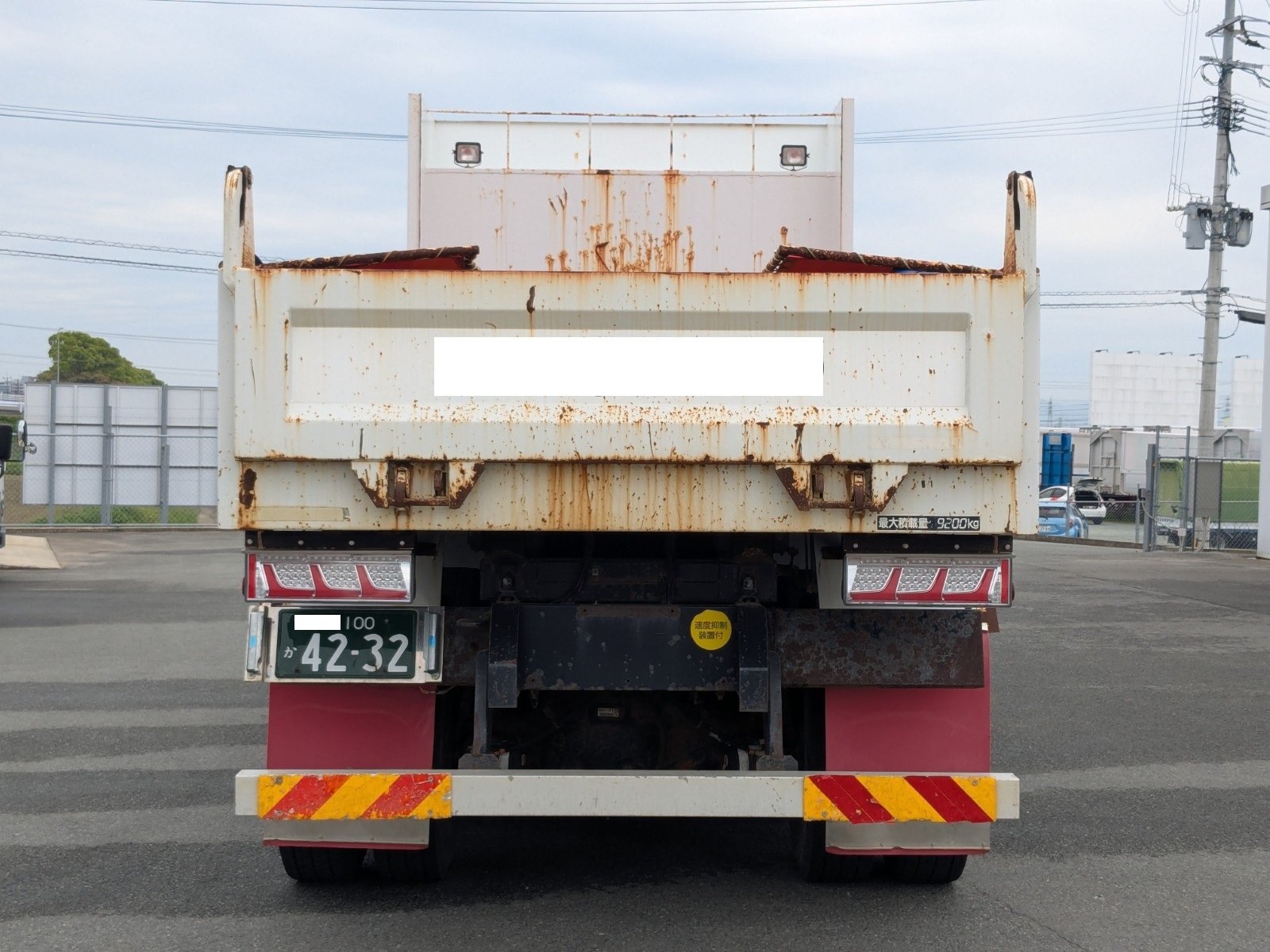vehicle_image_20260420181400azJdWRiRds.jpg