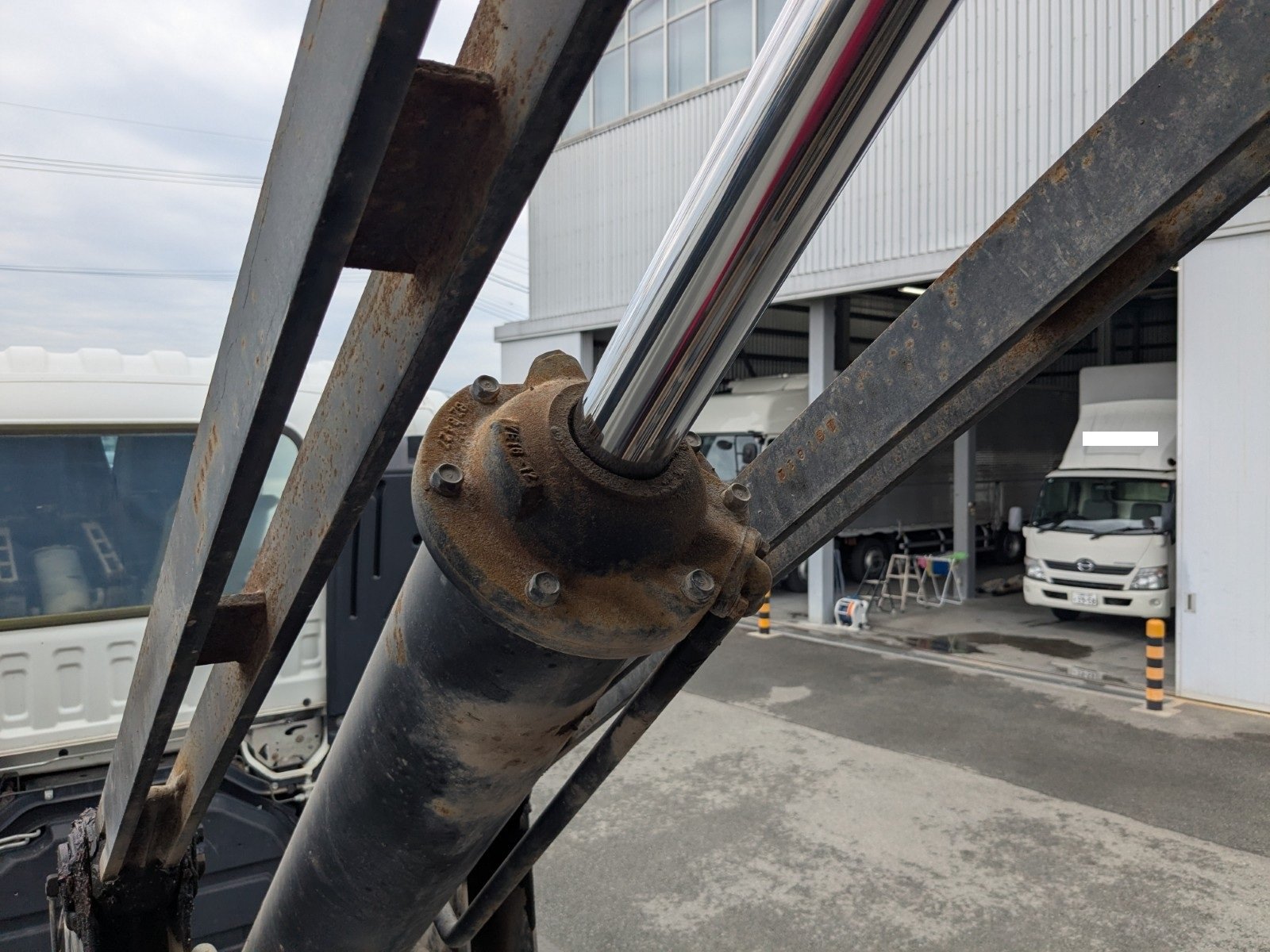 vehicle_image_20260420181400clnA4a2Lyy.jpg