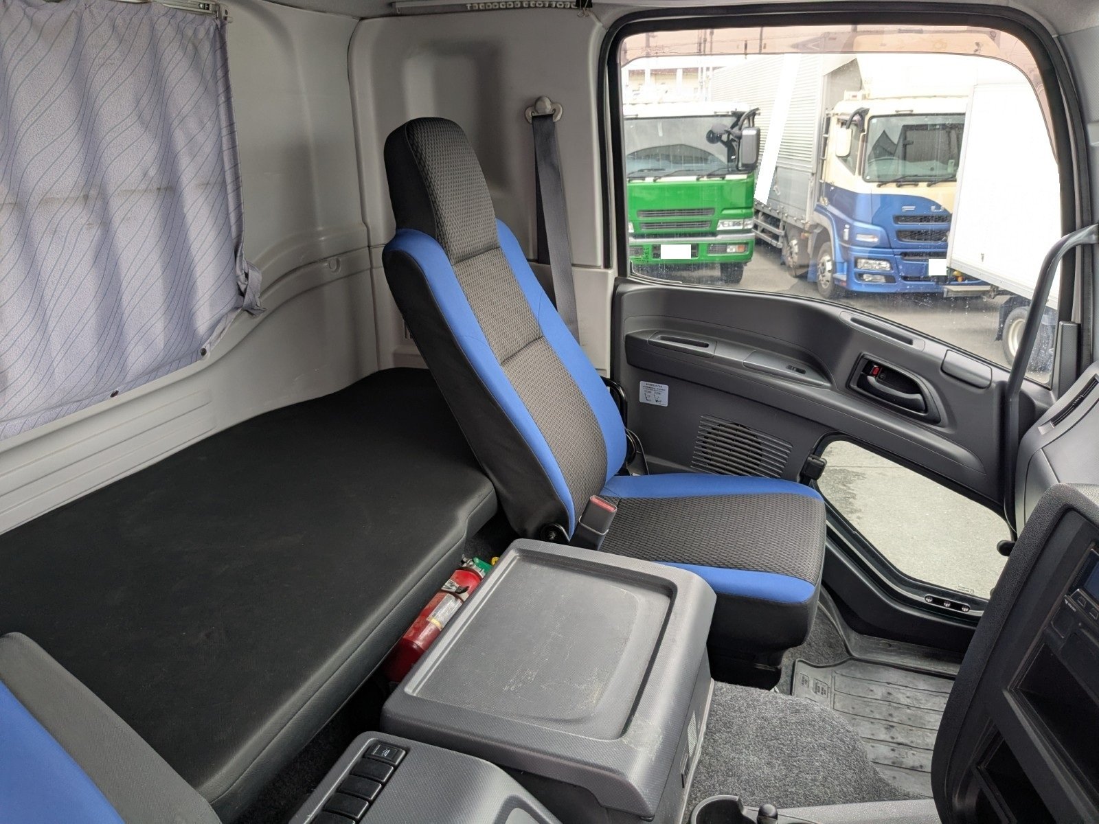 vehicle_image_20260420181400p1PJ7Eh37d.jpg