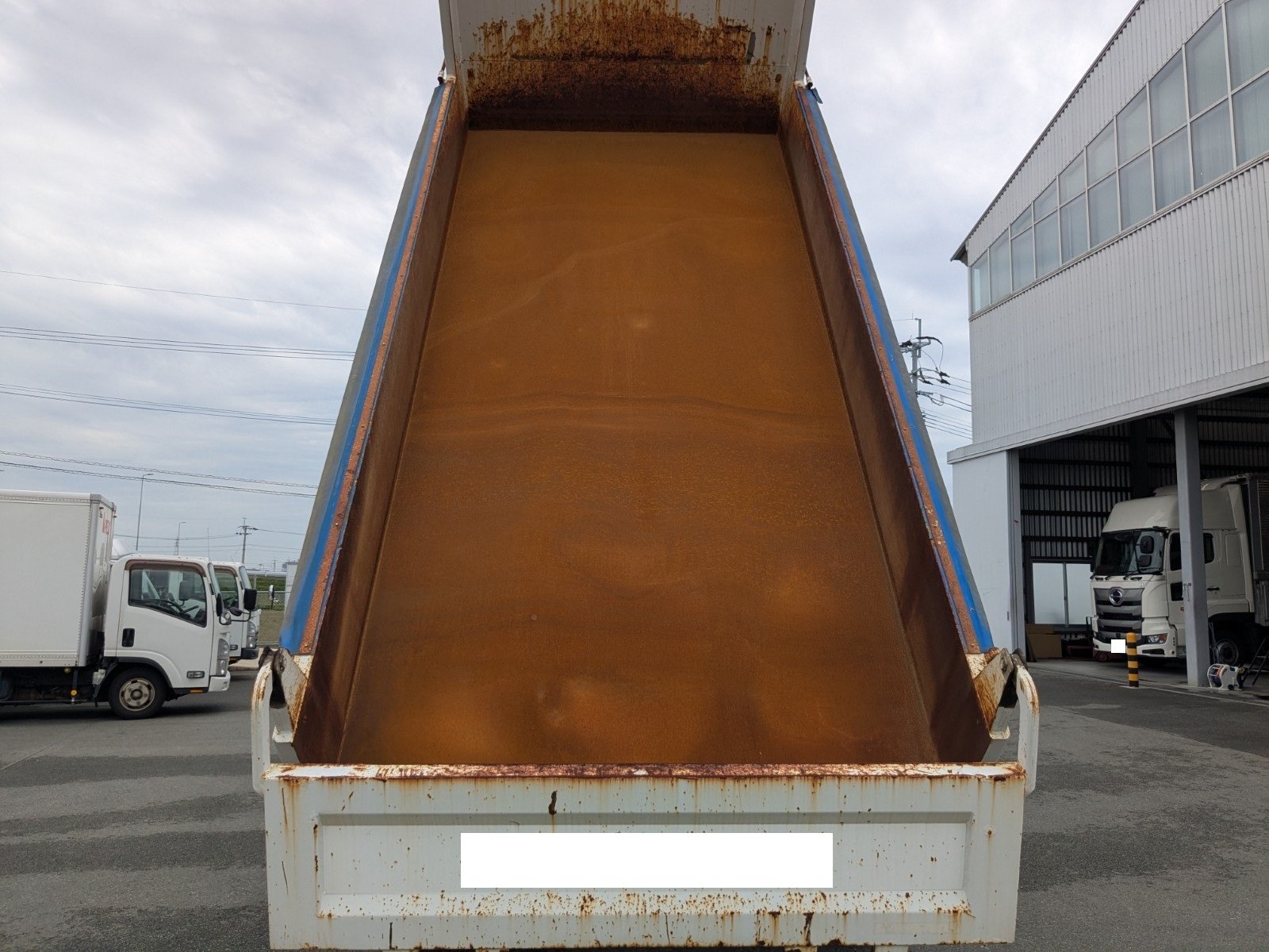 vehicle_image_20260420181400zrjEGdC3LP.jpg