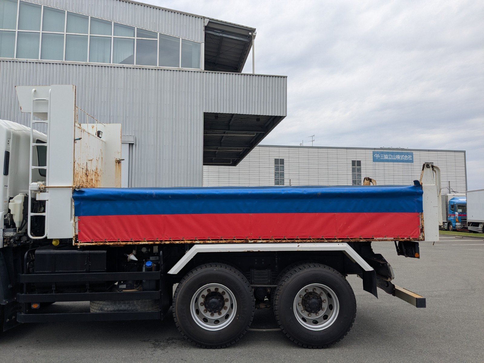 vehicle_image_20260420172707f1dEgxDmuS.jpg