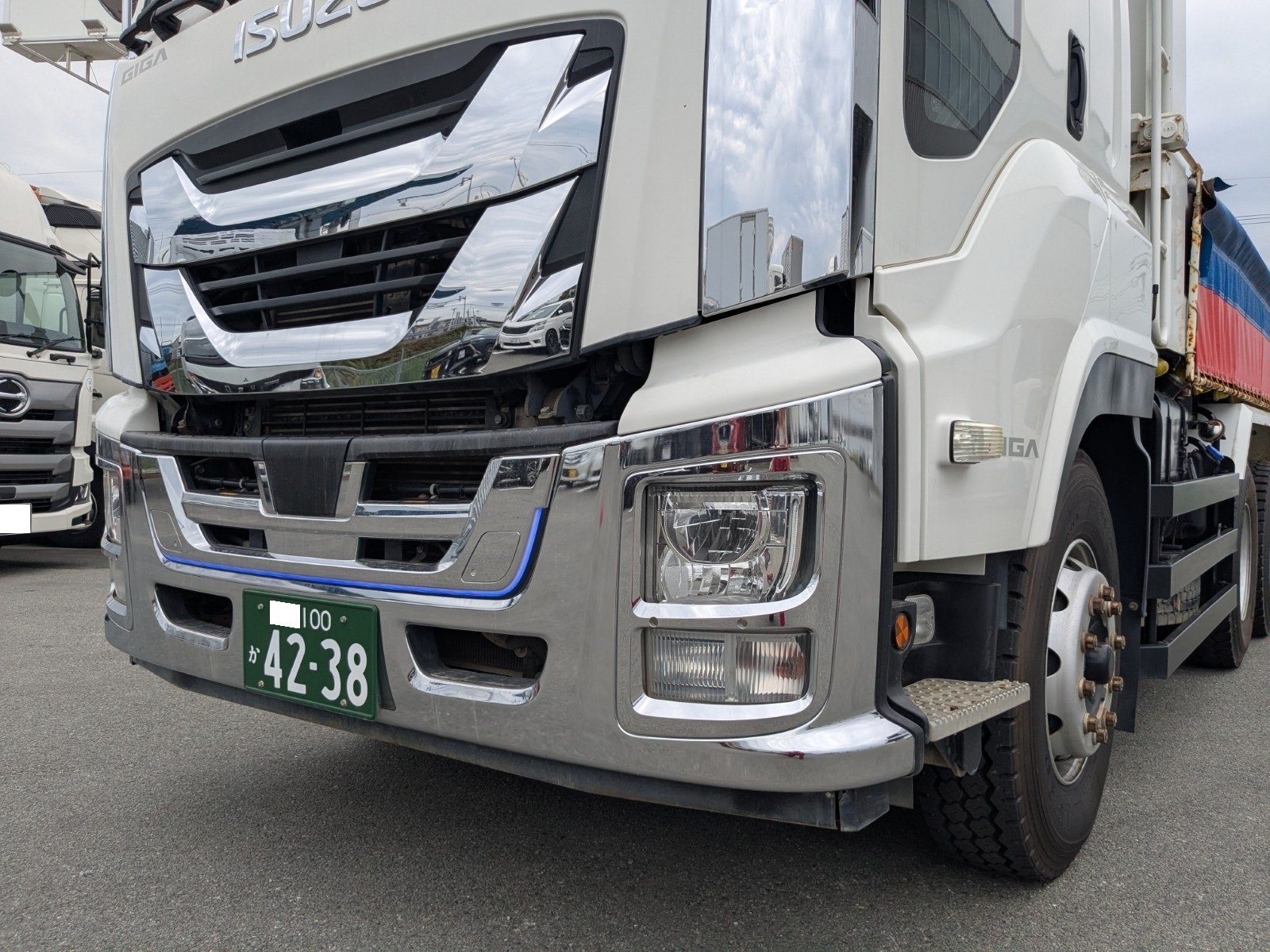 vehicle_image_20260420172707o4jAlrHcmh.jpg