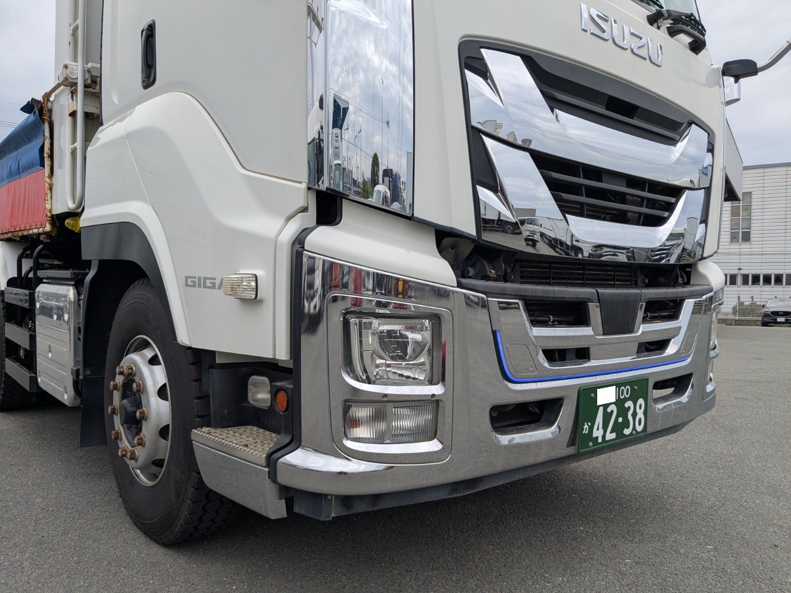 vehicle_image_20260420172707oClKoShYzx.jpg
