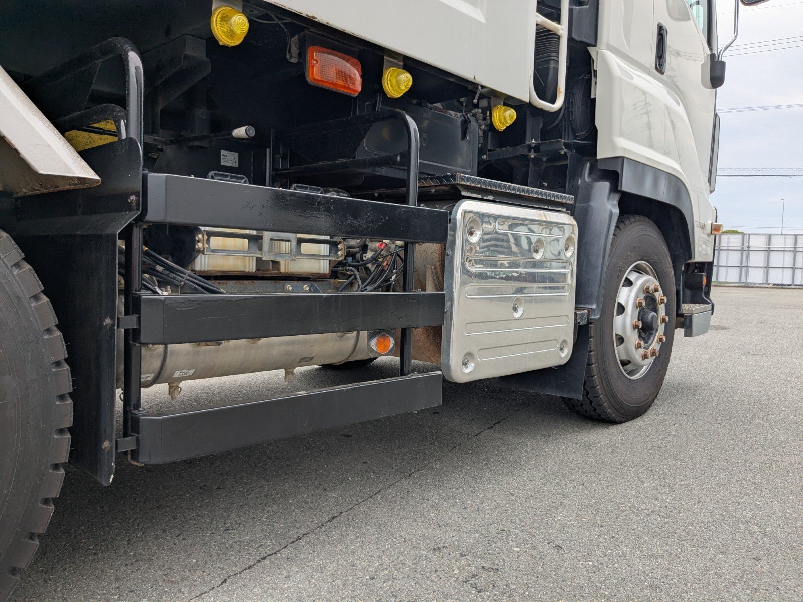 vehicle_image_20260420172707v2qtcg4OO1.jpg